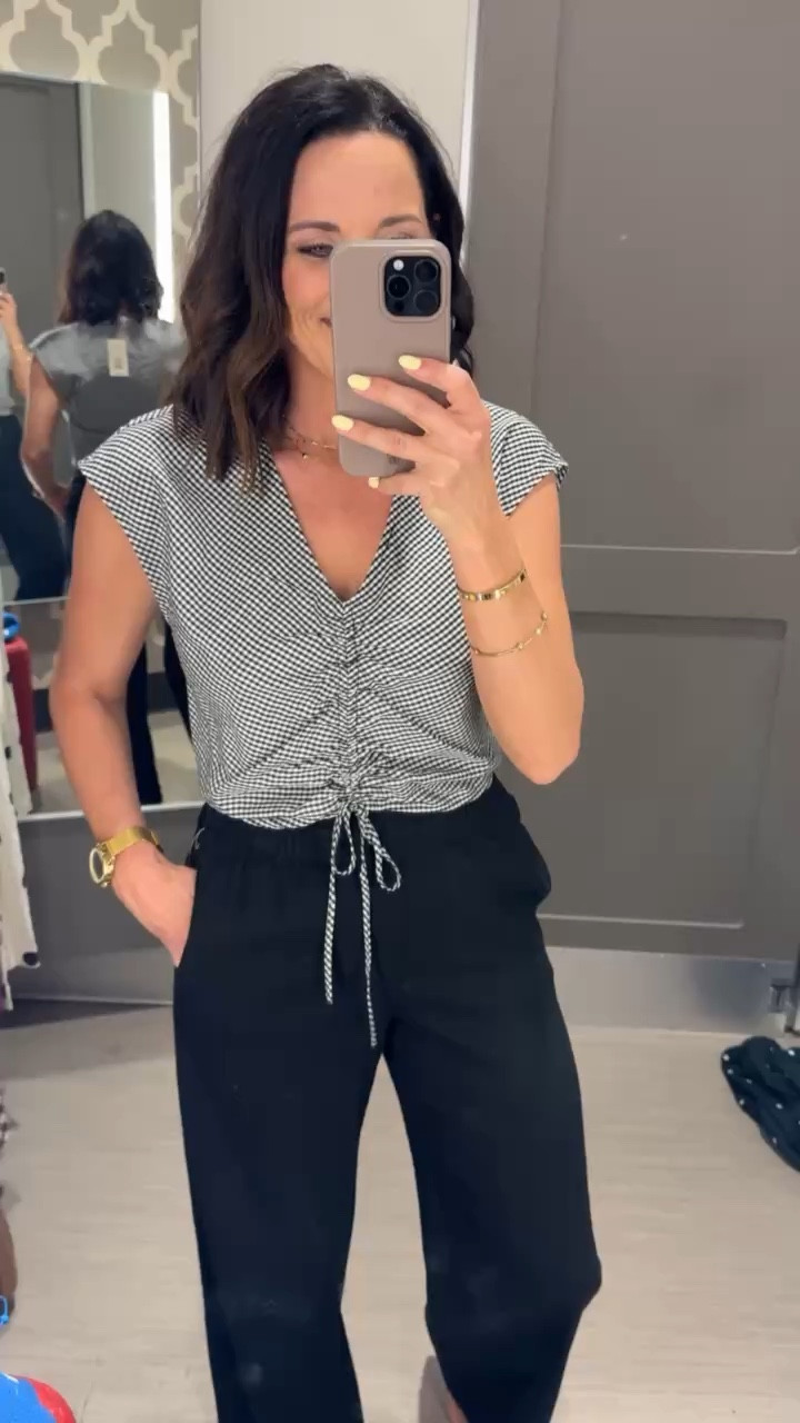 this outfit just makes getting dressed so easy 🤍 love this top! Size XS in both!

black wide leg pants outfit, gingham top outfit, casual chic outfit, everyday outfit idea, business casual outfit, workwear style, neutral outfit, effortless outfit, affordable fashion, elevated basics

#ltkstyle #ltkunder50 #casualchic #workoutfit #businesscasual #everydayoutfit #affordablefashion #ootd #ltkfinds #neutralstyle

#LTKPetite