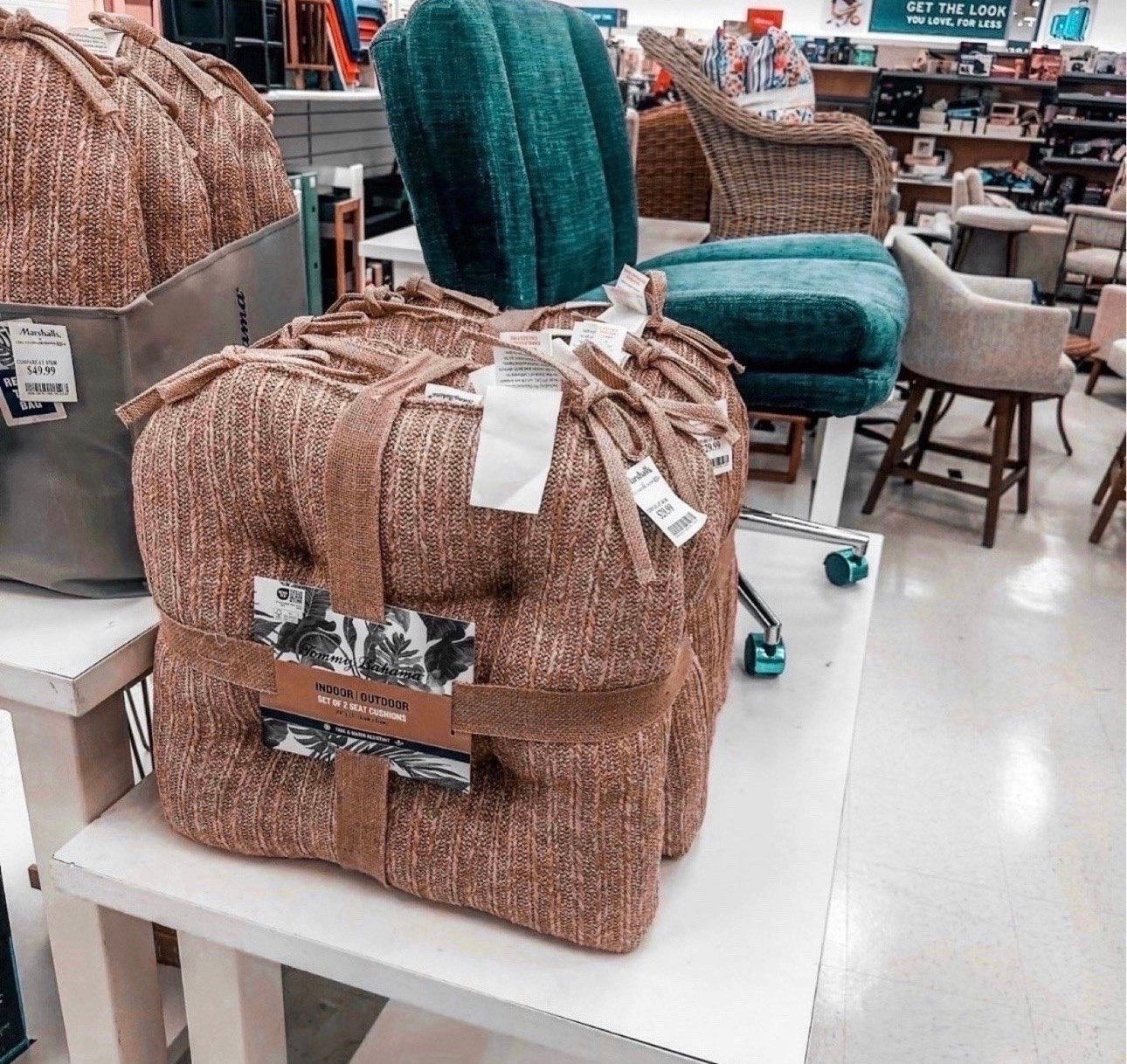 Instant backyard glow-up! 🌴 These Tommy Bahama cushions are the perfect mix of comfort and style. Durable enough for the outdoors, but pretty enough for a sunroom.
#OutdoorDecor #BackyardVibes #SummerStyle #HomeRefresh #TommyBahama

#LTKHome