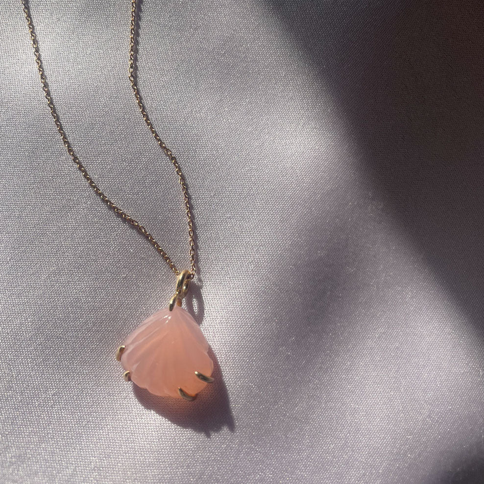 CARM.N X Mignonne Gavigan Shell Chain Necklace Pink | Mignonne Gavigan