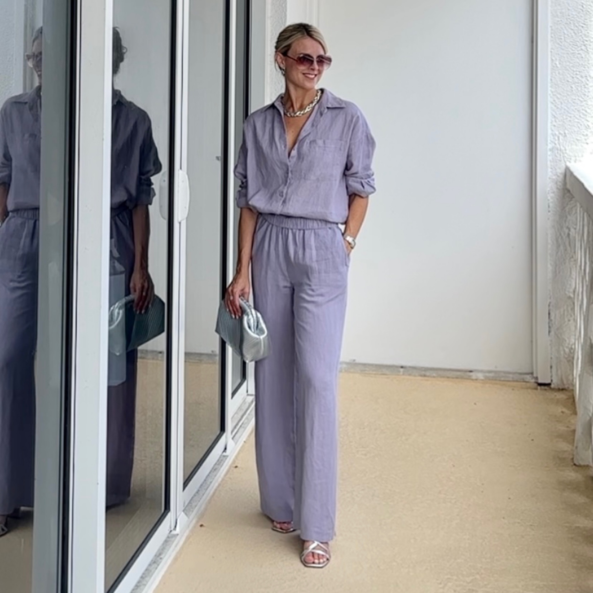 I’m wearing my usual size XS,    This set runs large.  If I where to reorder this I’d size down.  

#LTKunder50 #LTKFind #LTKSeasonal