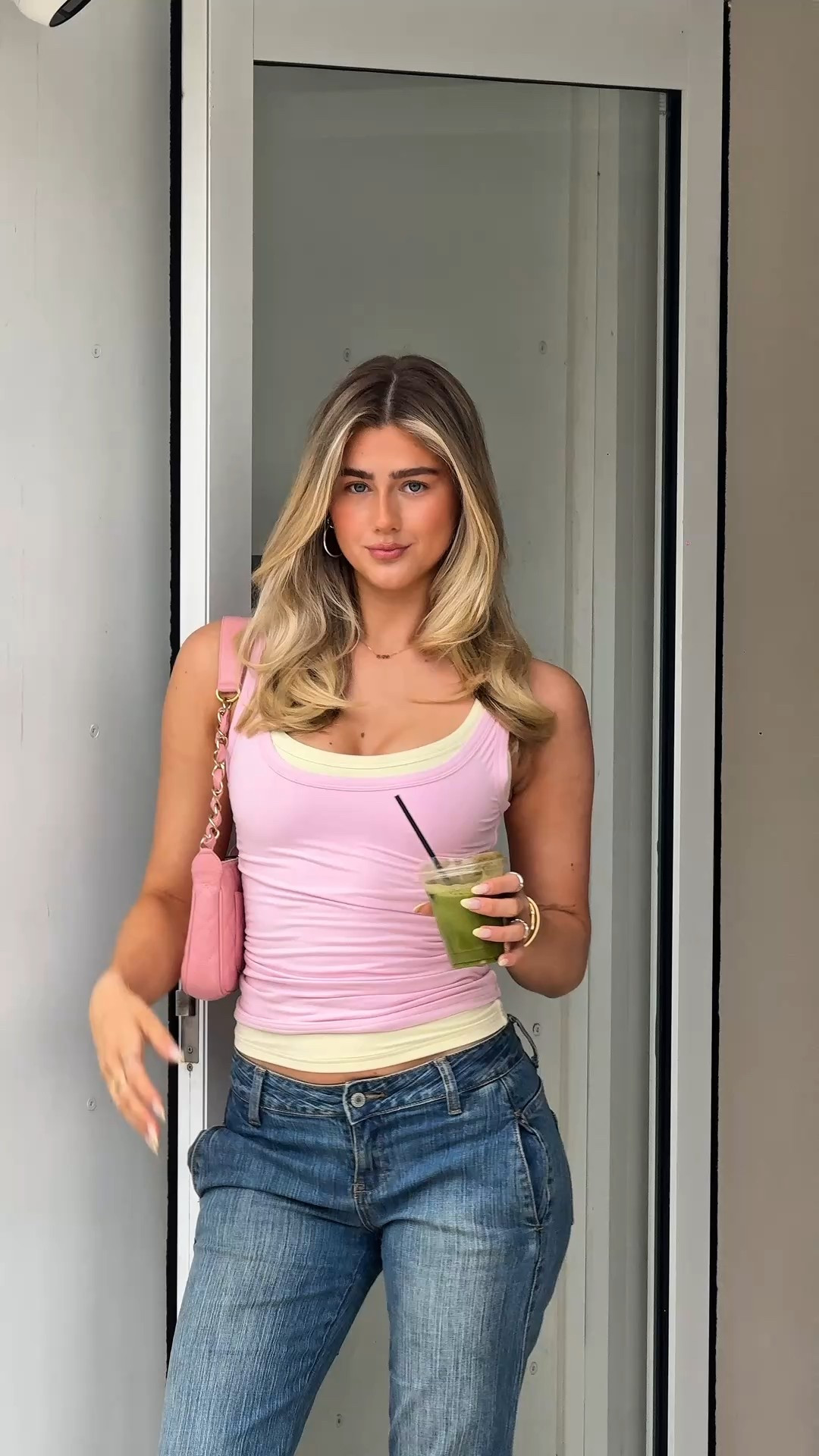 Outfit of the day!
Jeans are Brandy and bag is vintage but have linked similar.

#AllForMimi #fitcheck #BrandyMelville


#LTKspring #LTKstyletip #LTKaustralia