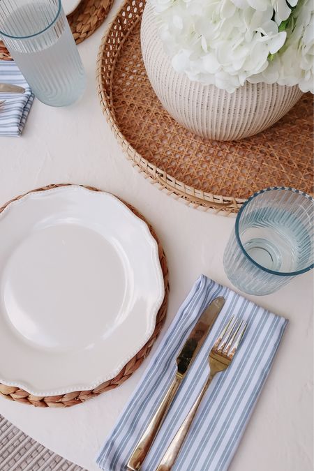 Happy to partner with Walmart today! Our backyard is ready for alfresco dining! 🍽️ 🌞 

Scored everything on Walmart, including the woven chargers, scallop, melamine plates, striped napkins, drinking glasses, woven tray, vase & even my top!

@walmart #walmartpartner #walmarthome


#LTKFindsUnder50 #LTKParties #LTKHome