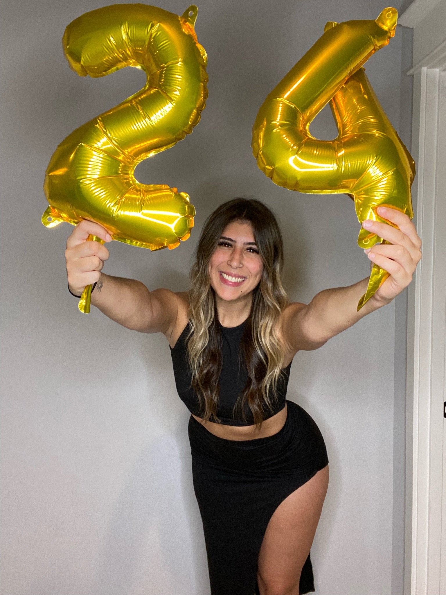 Recently I just turned 24 and am truly living my best life! This hawttt two piece maxi skirt outfit really helped me thrive🌸💗



#LTKbaby #LTKcurves #LTKstyletip