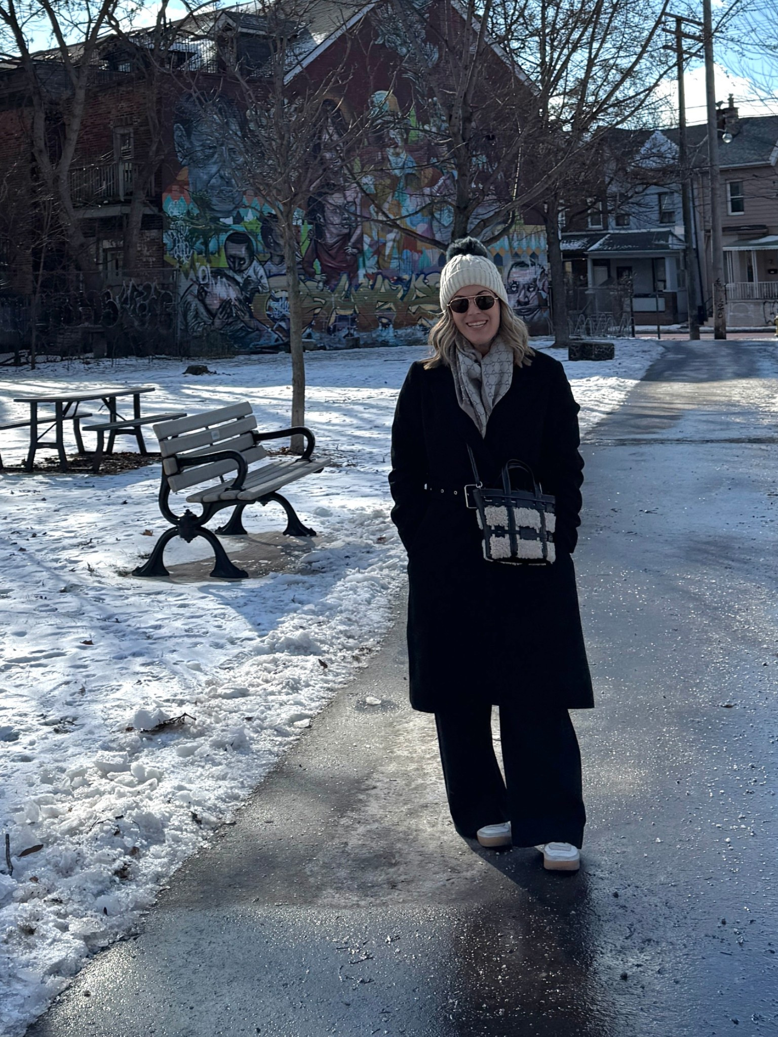 Toronto Day 2 OOTD 
Pants size 28 Short
Bag is old from Zara

#LTKootd #LTKTravel #LTKFindsUnder100