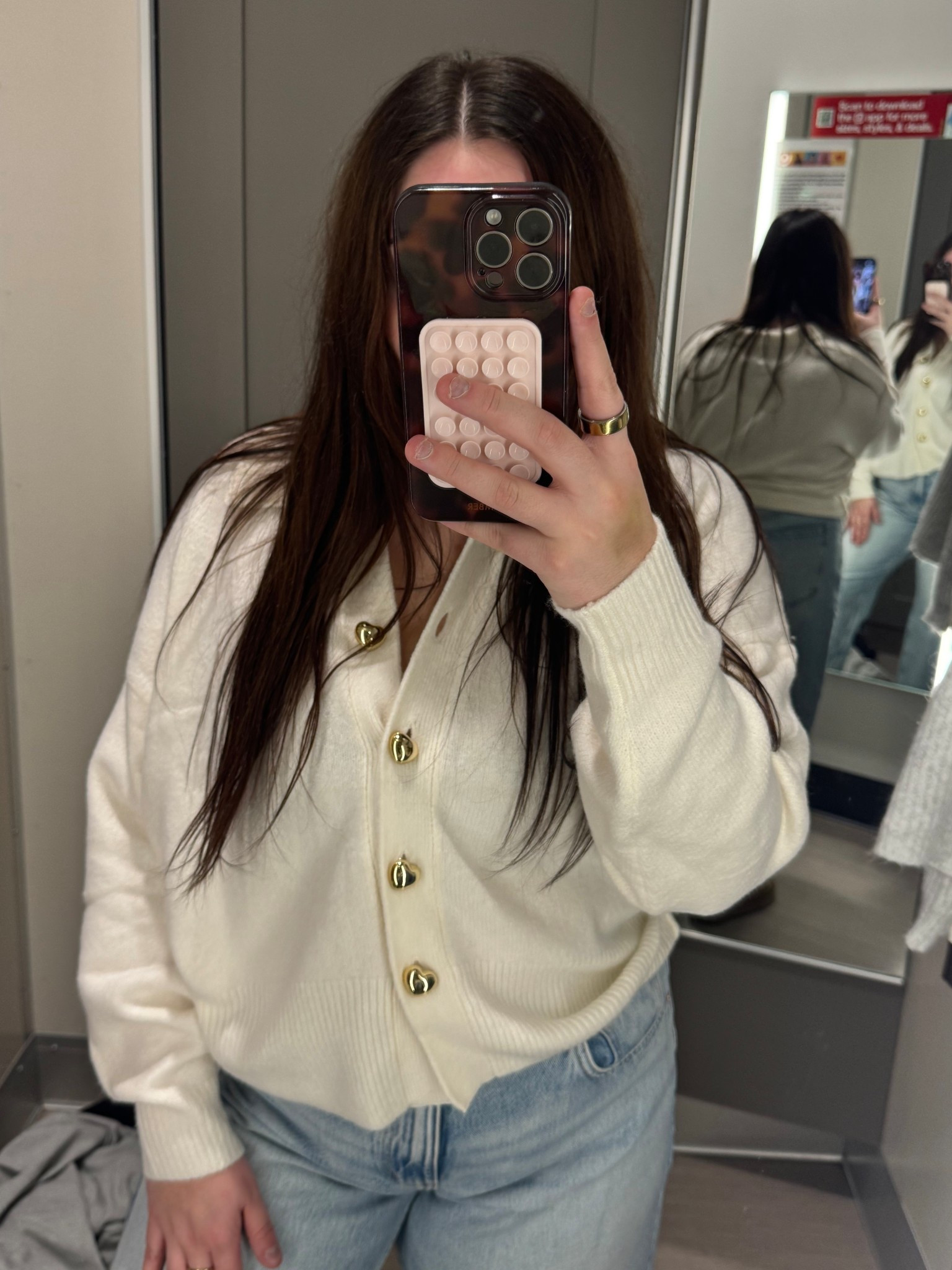 the cutest sweater for this holiday season!!!💛😊

#LTKFindsUnder50 #LTKootd