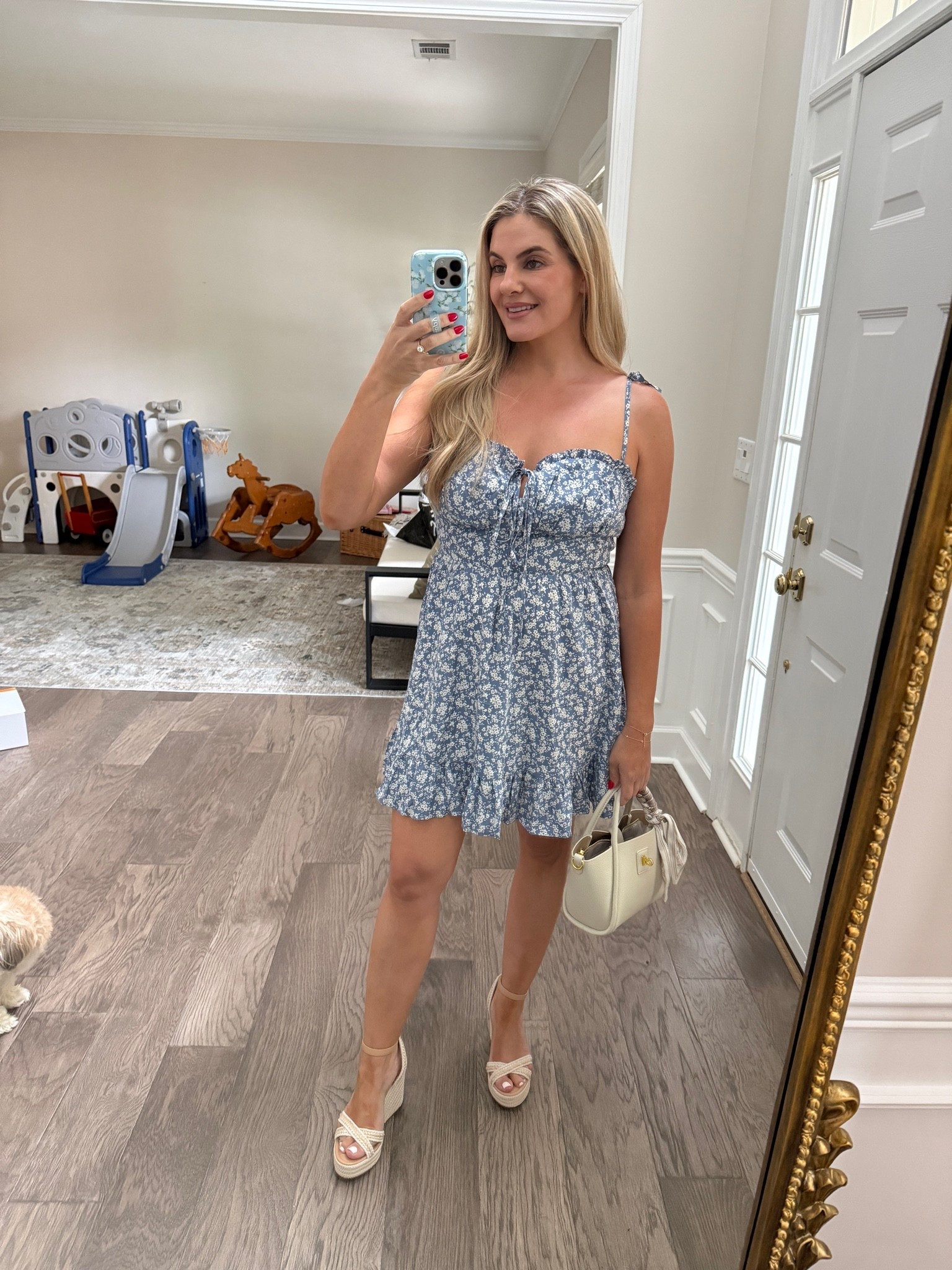 The cutest summer minidress 
Blue florals, sun dress, casual dress, date night, girls night out, wedges, beige purse

#LTKootd