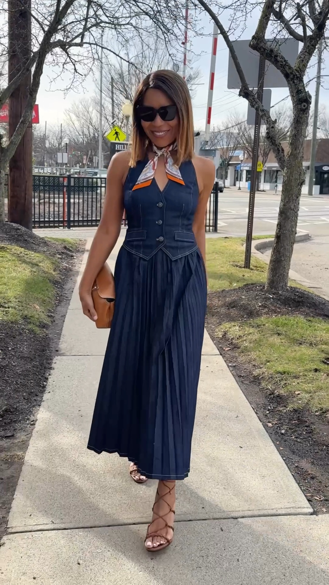 From work to play
#work #spring #denimdress

#LTKootd #LTKWorkwear #LTKOver40