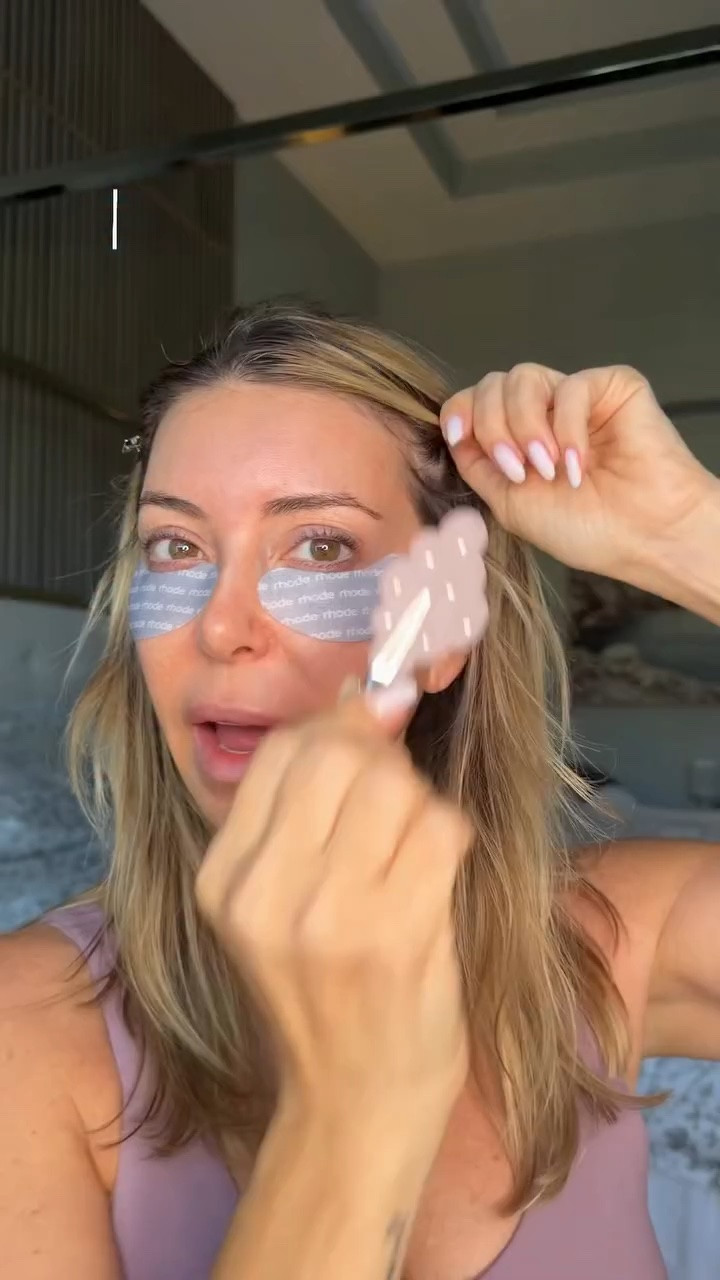 Be honest. How long do you spend on your makeup in the morning? Comment for product info sent to your inbox and send this reel to yourself! #grwmmakeup #over40makeup #morningmakeup