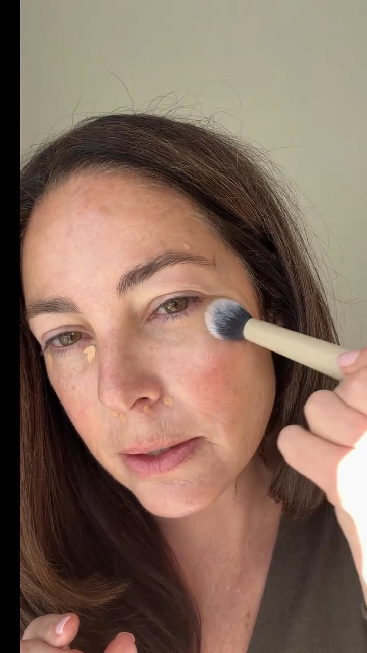 Had to show you guys this amazing new concealer from @refybeauty For the most natural easy look you don’t need much more!

#LTKBeauty #LTKmorningroutine #LTKOver40