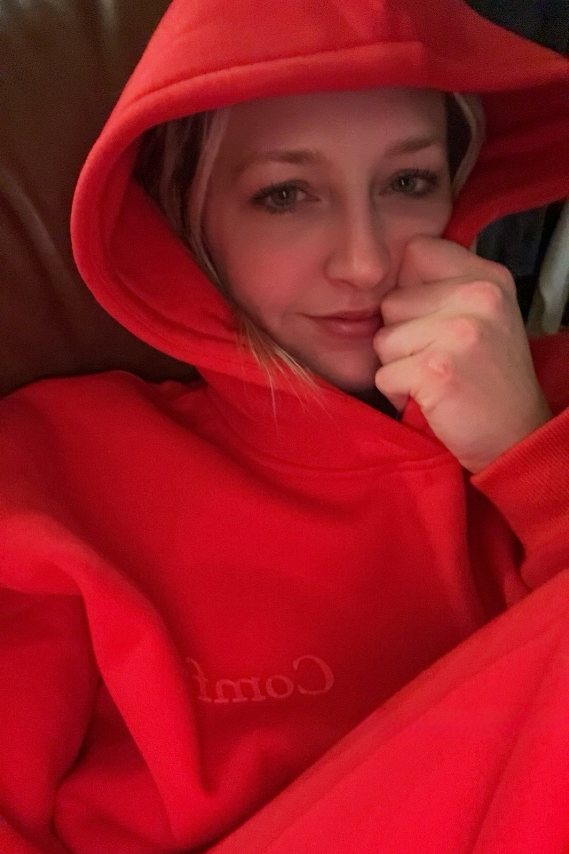 So many things to be stressed about but this Comfrt set has me feeling just a-okay ✨ they are having a huge sale right now, too! This Crimson color is perfection and only available for a limited time. 

#comfrt #comfyoutfit #joggerset #traveloutfit #oversizedhoodie 

#LTKTravel #LTKFindsUnder50 #LTKActive