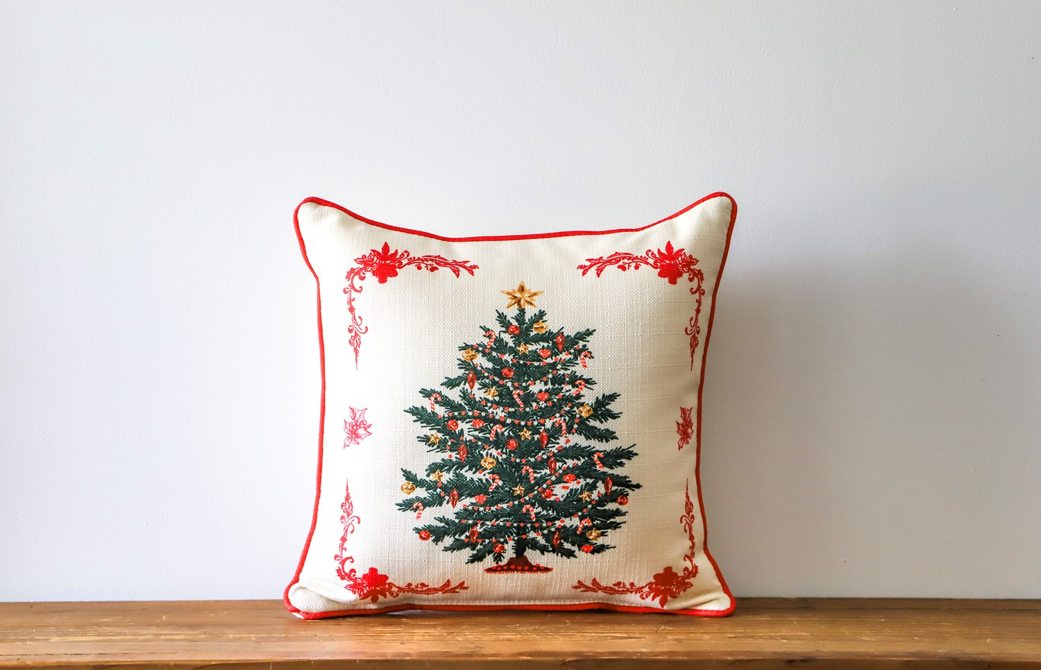 Old Fashioned Christmas Tree Pillow | Little Birdie | Little Birdie