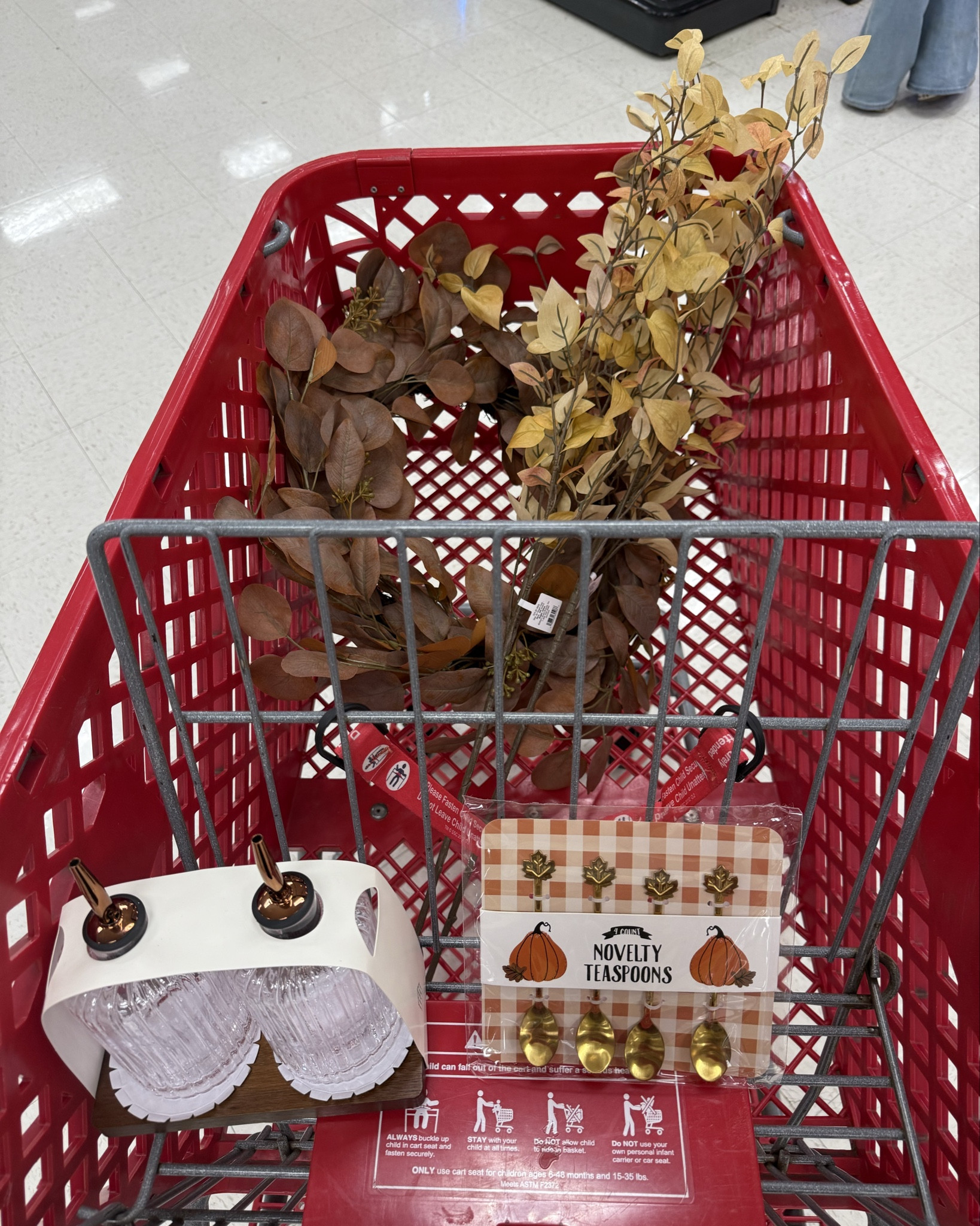 Fall is here!! 🍂 🍁 I finally found the perfect wreath and I cannot wait to decorate for the season! #fallishere #autumnseason #favoriteseason 

#LTKHome #LTKSeasonal #LTKFindsUnder50