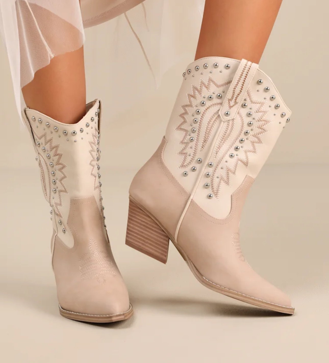 On sale 🎉

Aledo Sand Multi Suede Studded Mid-Calf Western Boots
DV By Dolce Vita western boots shoes

#LTKSpringSale #LTKSaleAlert #LTKShoeCrush