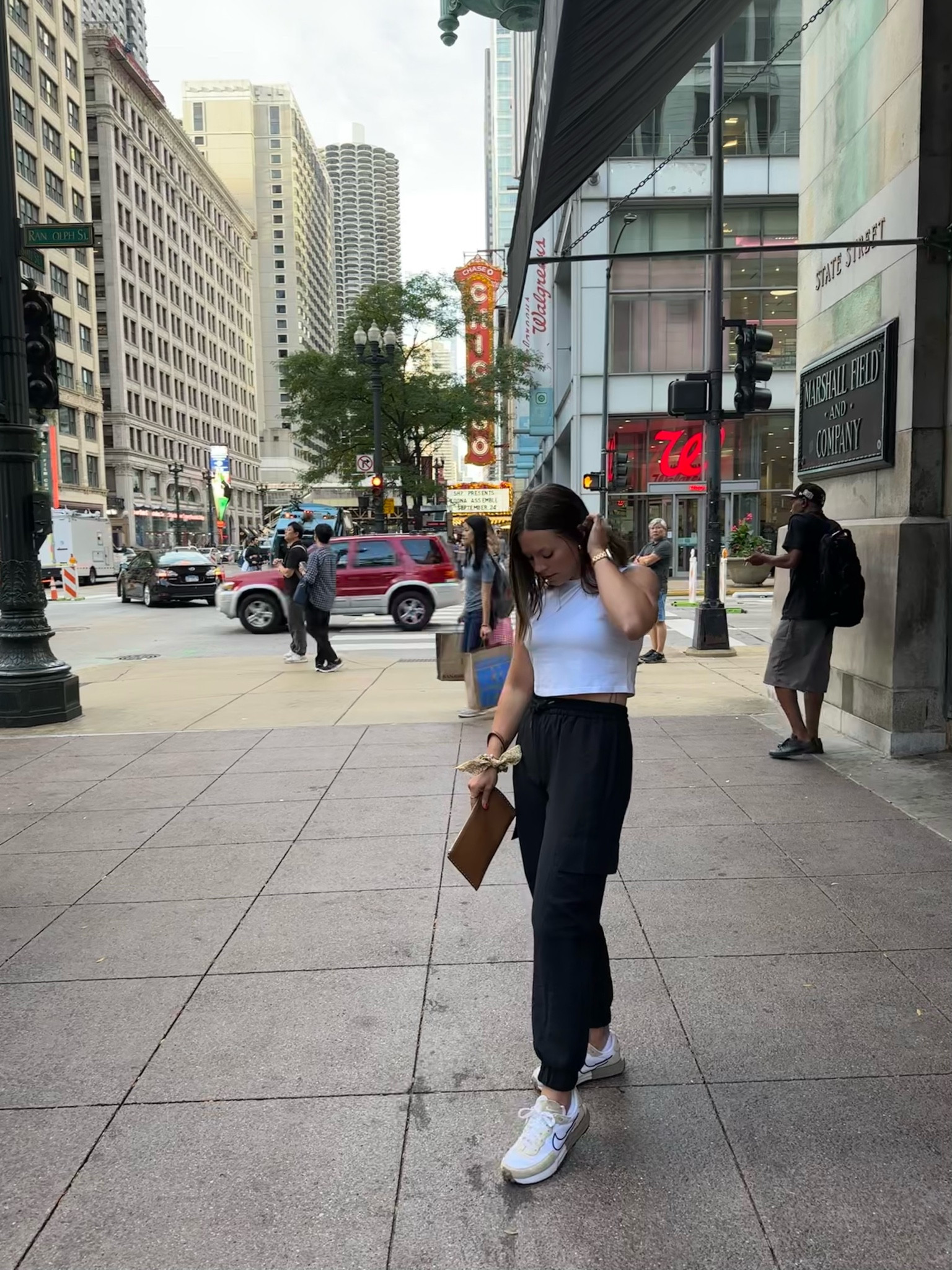 Big City but make the outfit simple ☕️

#LTKfitness #LTKtravel #LTKfindsunder50