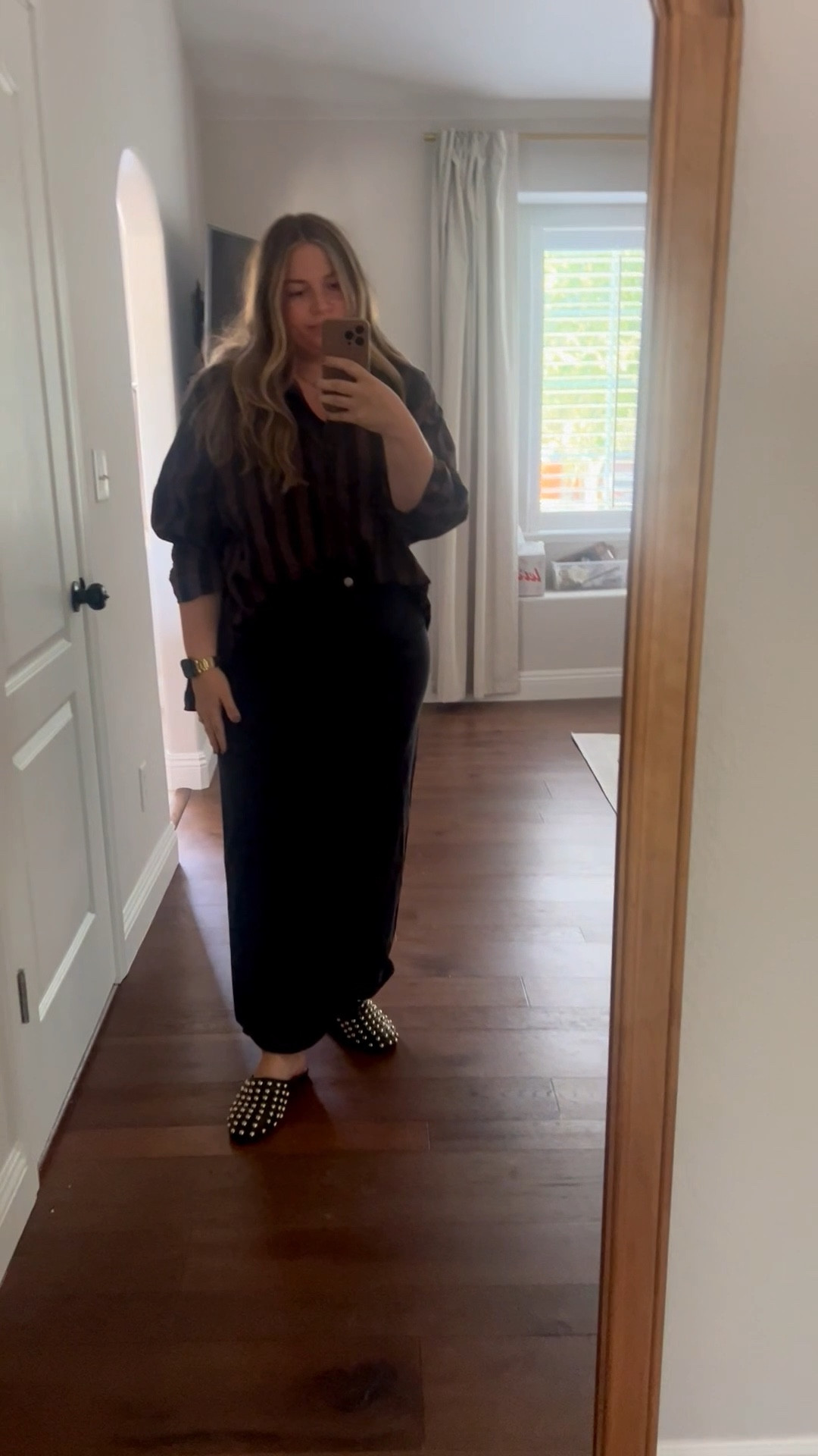 Fall 🖤

#LTKSeasonal #LTKMidsize #LTKWorkwear