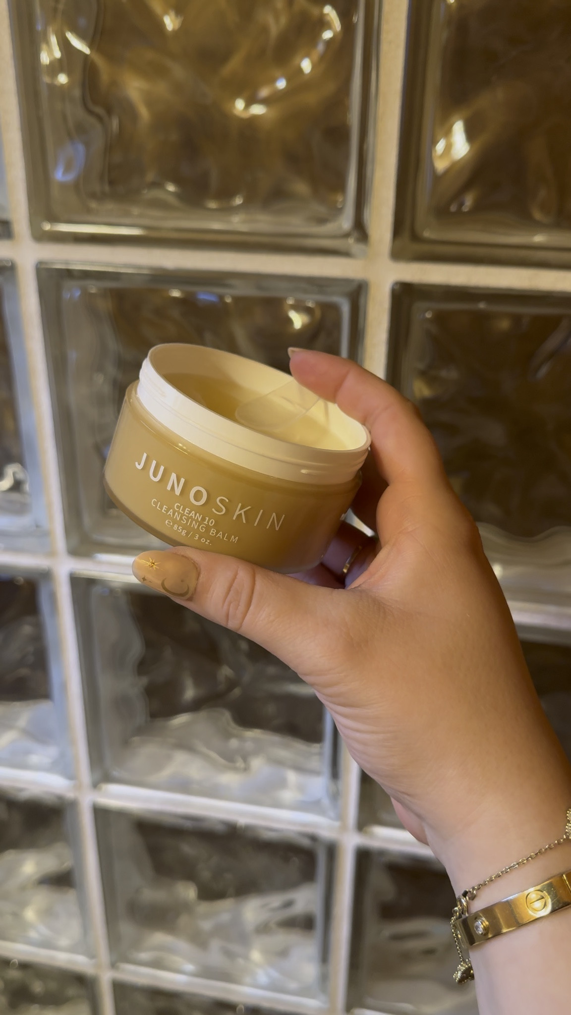 Cleansing balm by Juno Skin


#LTKselfcare #LTKMothersDay #LTKBeauty
