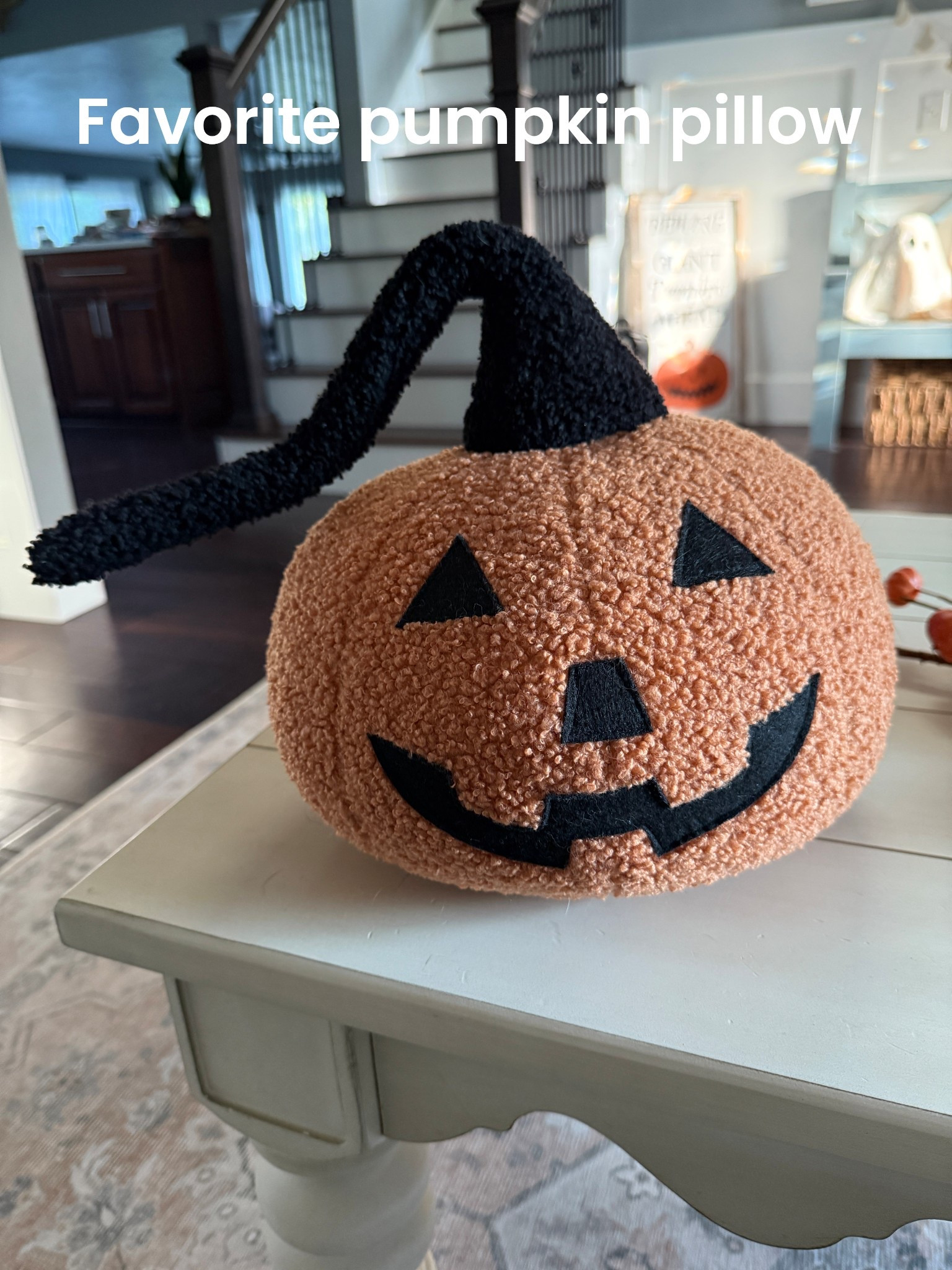 This is a favorite from last year and I still love this year! 

Halloween decor
Fall decor
Pumpkin pillow
Pumpkin decor

#LTKHome #LTKFindsUnder50 #LTKSeasonal