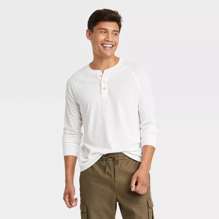 Men's Regular Fit Long Sleeve Henley T-Shirt - Goodfellow & Co™ | Target