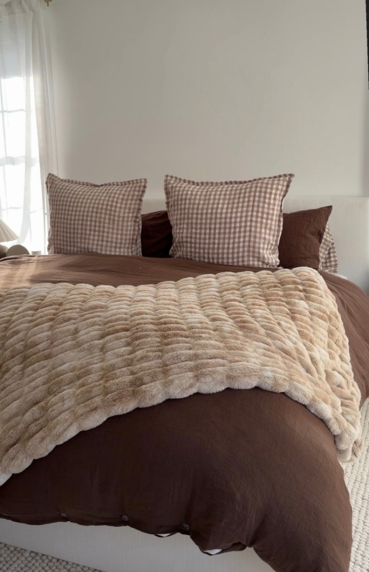 some bedding inspo for a bedding refresh 🤎

#LTKdayinmylife #LTKHome #LTKSeasonal