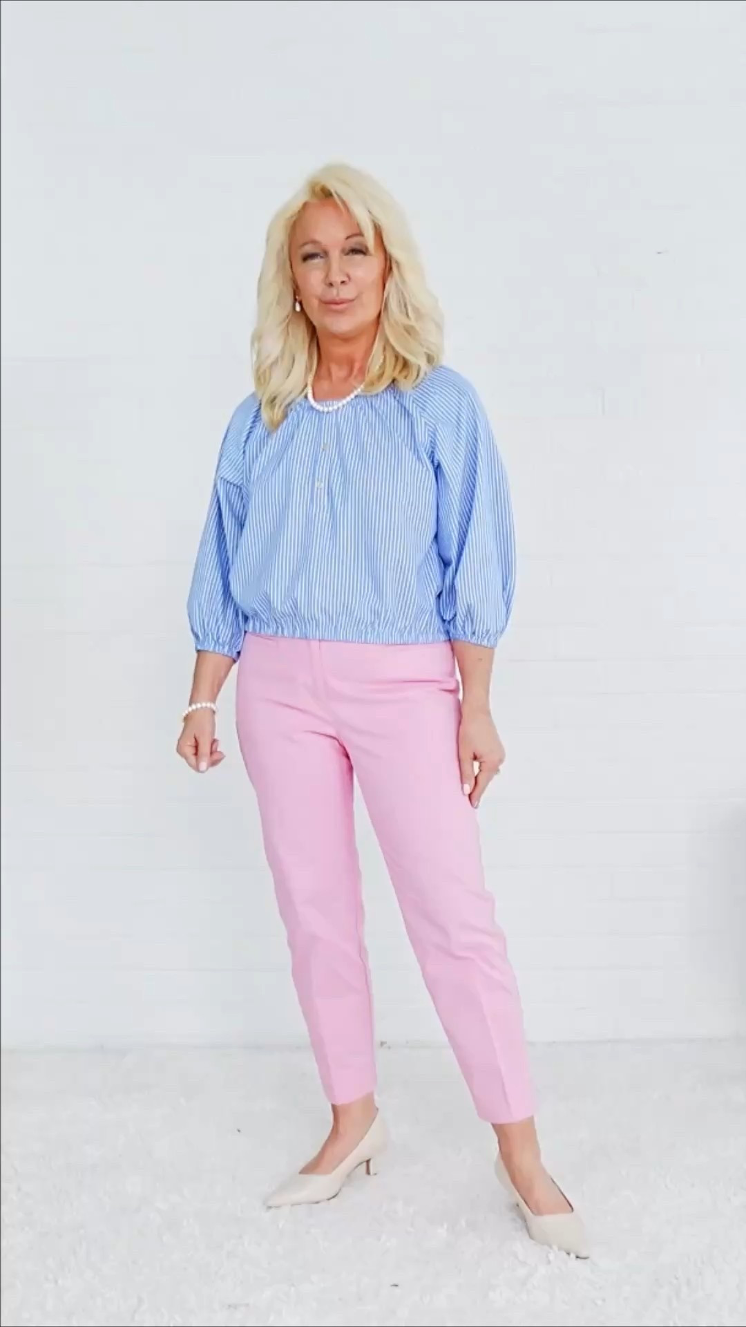 Are you enjoying my fashion content? Let me know when the comments below…because I may stop posting it. It is incredibly expensive to post and it just isn’t getting the response that it used to anymore. ￼

#LTKPetite #LTKOver40 #LTKSeasonal