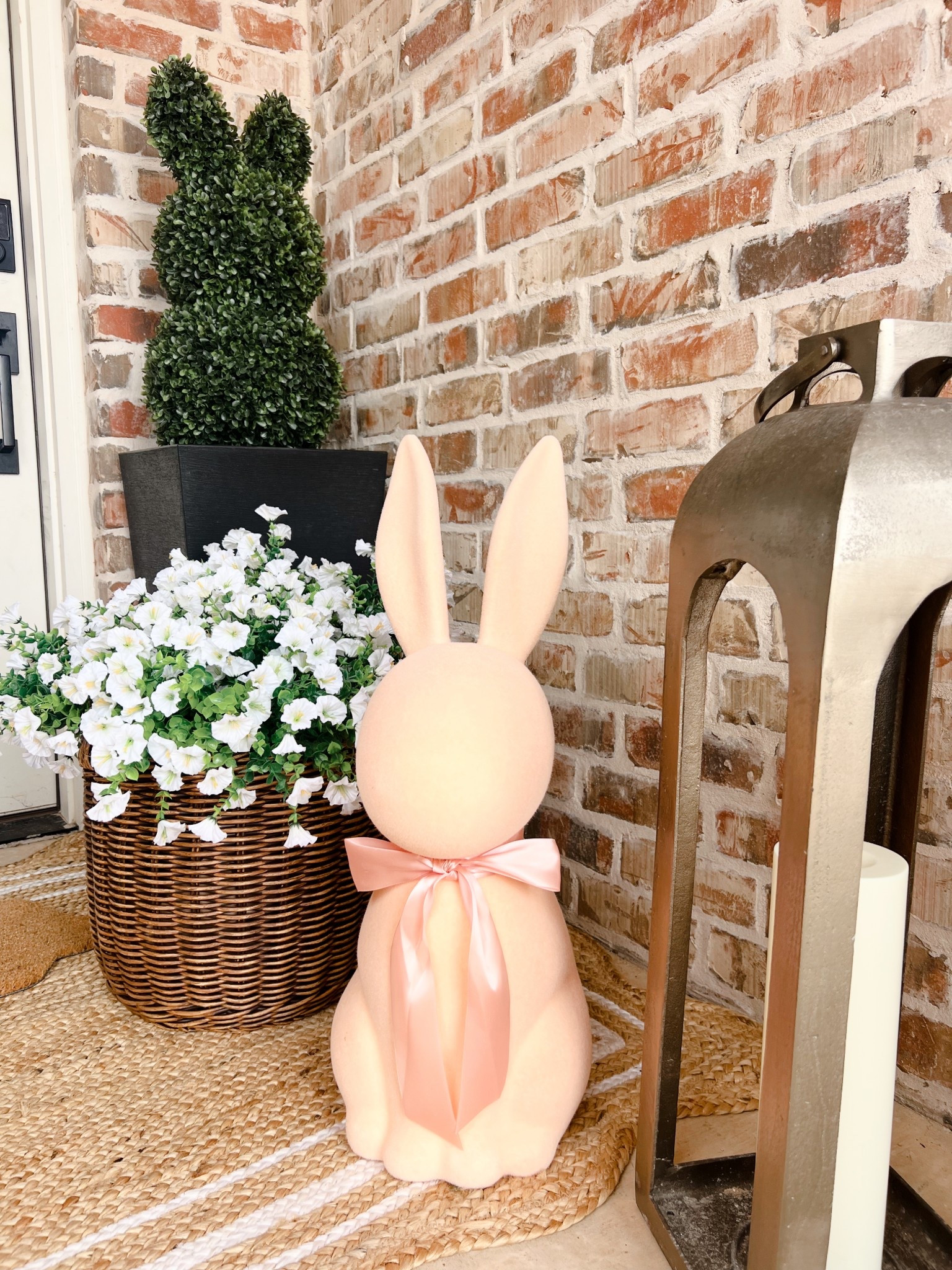 Easter decor front door #easter #easter2025 #frontdooreaster 

#LTKSeasonal #LTKHome #LTKSpringSale