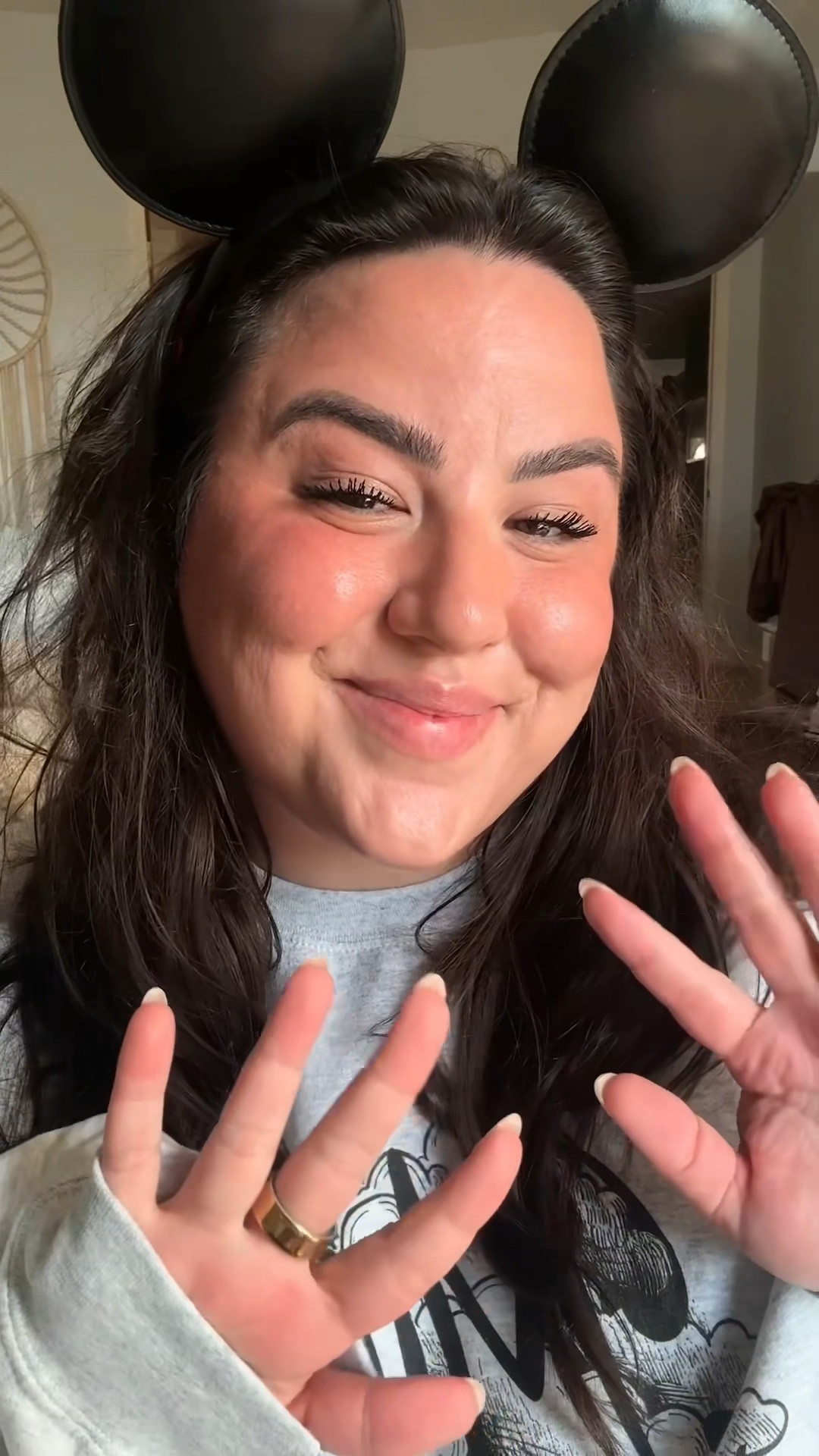 My 5 minute, no makeup makeup routine when we’re headed to Disneyland! 🎡🏰✨

#5minutemakeup #fiveminutemakeup #nomakeupmakeup #makeup #MakeupRoutine #everydaymakeup #everydaymakeuproutine #tintedspf #fyp #foryou #foryoupage #naturalmakeup #naturalmakeuplook #nomakeupmakeuplook #grwm #makeuptutorial #glowymakeup #glowyskin #easymakeup #easymakeuptutorial #easymakeuproutine #fastmakeup #quickmakeup 

#LTKStyleTip #LTKBeauty #LTKFindsUnder50