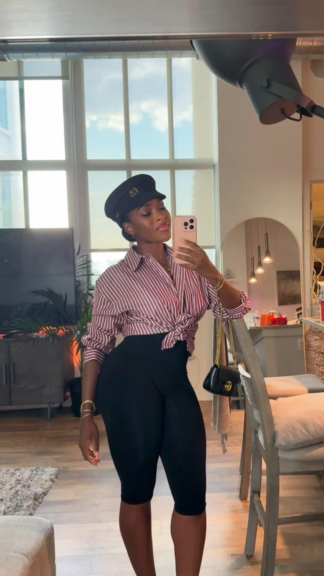 I’m officially a hat girlie 😍