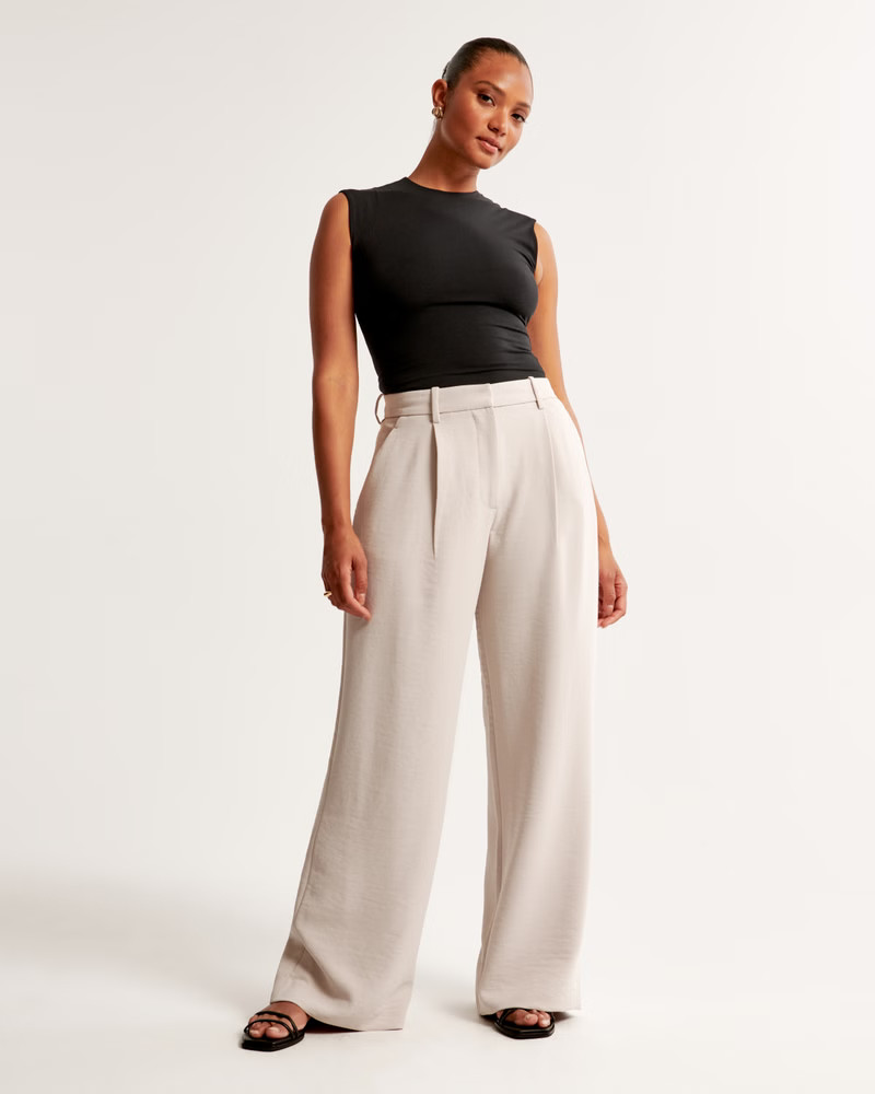 Curve Love A&F Harper Tailored Premium Crepe Pant | Abercrombie & Fitch (US)