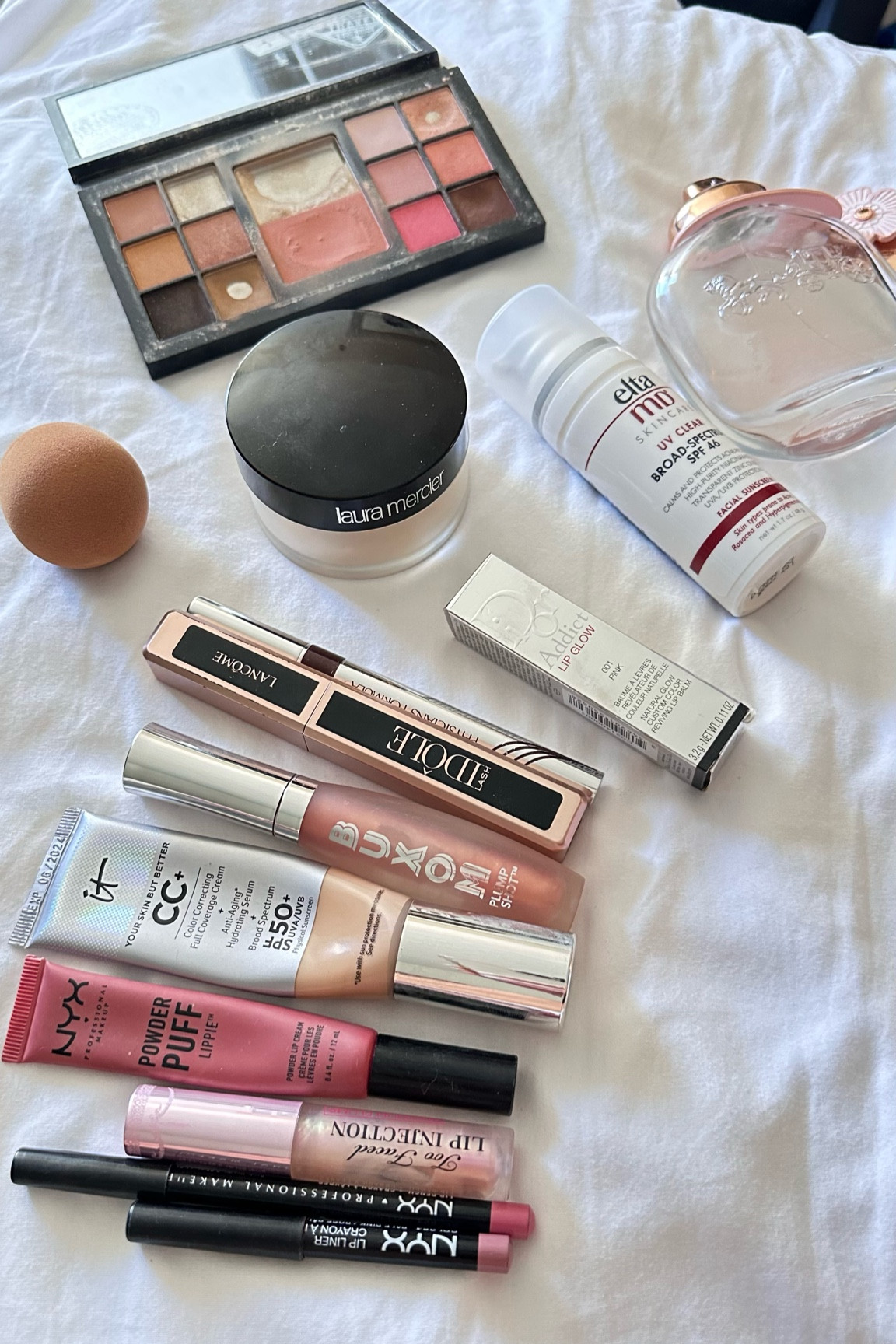 What I took with me to Colorado trip

Dior Addict lip glow 001 pink
Laura Mercier translucent setting powder
CC cream It Cosmetics
Lancôme Idole mascara
Physician formula eye liner
Elta MD sunscreen 
Buxom plump shot
Coach Floral perfume
Too faced lip injection maximum plump
NYX powder puff lippie, squad goals
NYX lip pencils, rose and pale pink
MAC pallet

#LTKbeauty #LTKFind