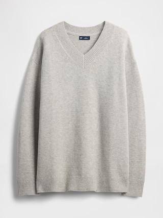 CashSoft Oversized V-Neck Sweater | Gap (US)
