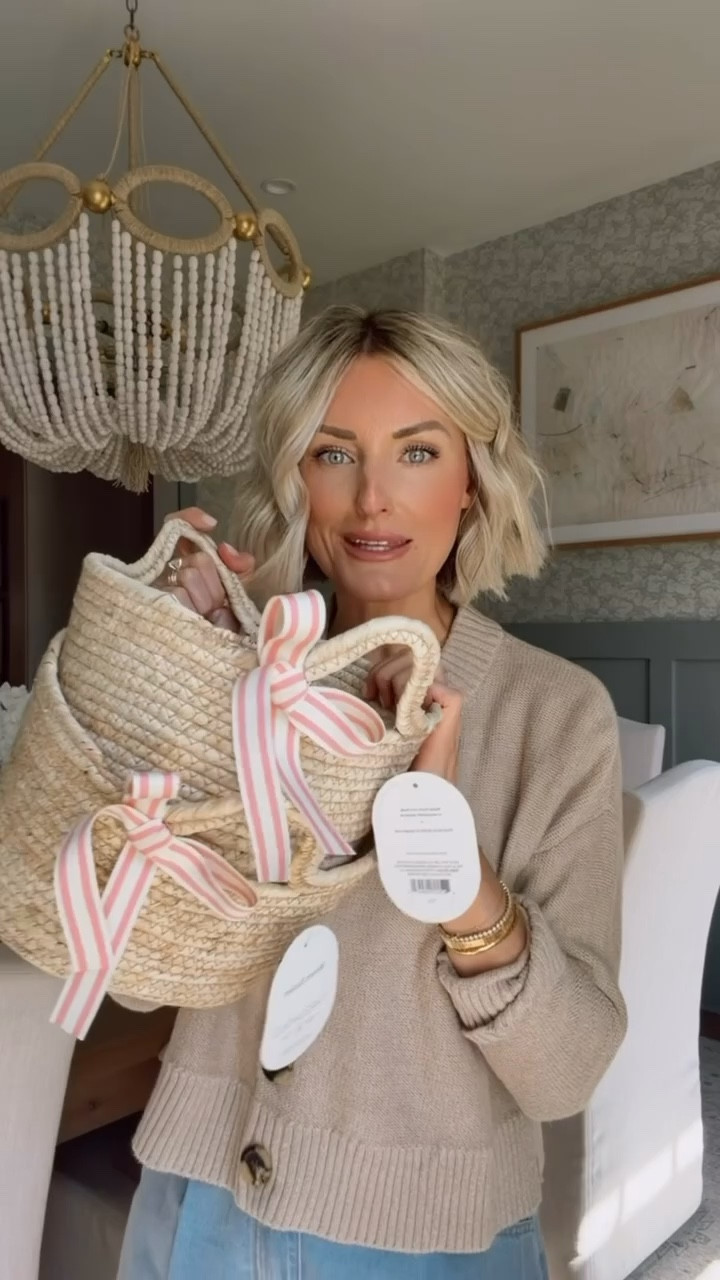 How cute are these baskets?! Perfect for end of year teacher gifts, Mother’s Day gifts, etc.!

Loverly Grey, Target find, gift basket, Mother’s Day gift, teacher gift 

#LTKMothersDay