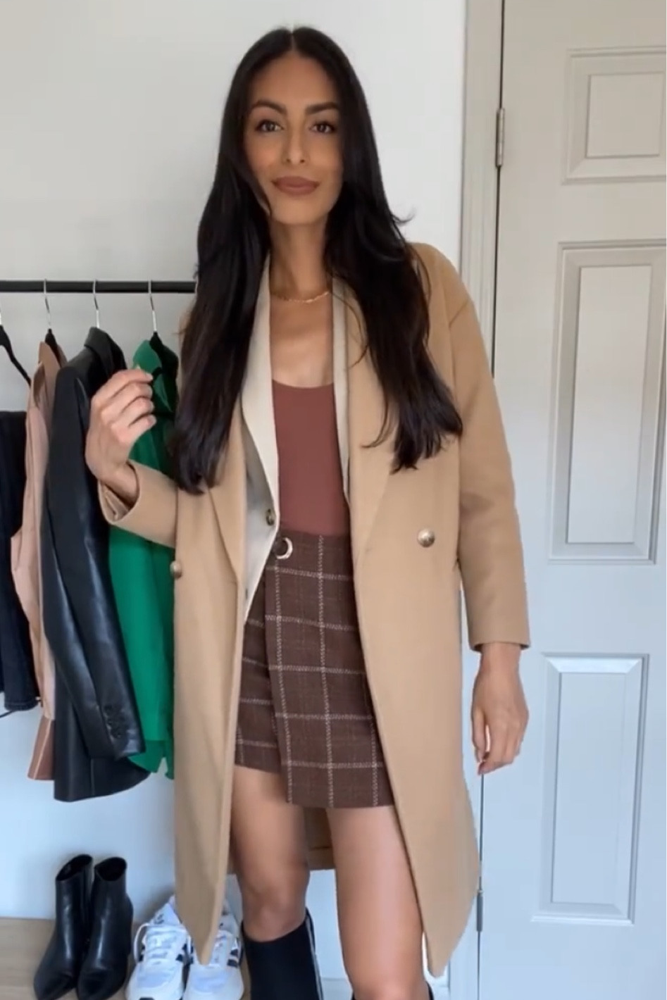 Brown skirt outfit for fall 🤎

#LTKstyletip #LTKSeasonal