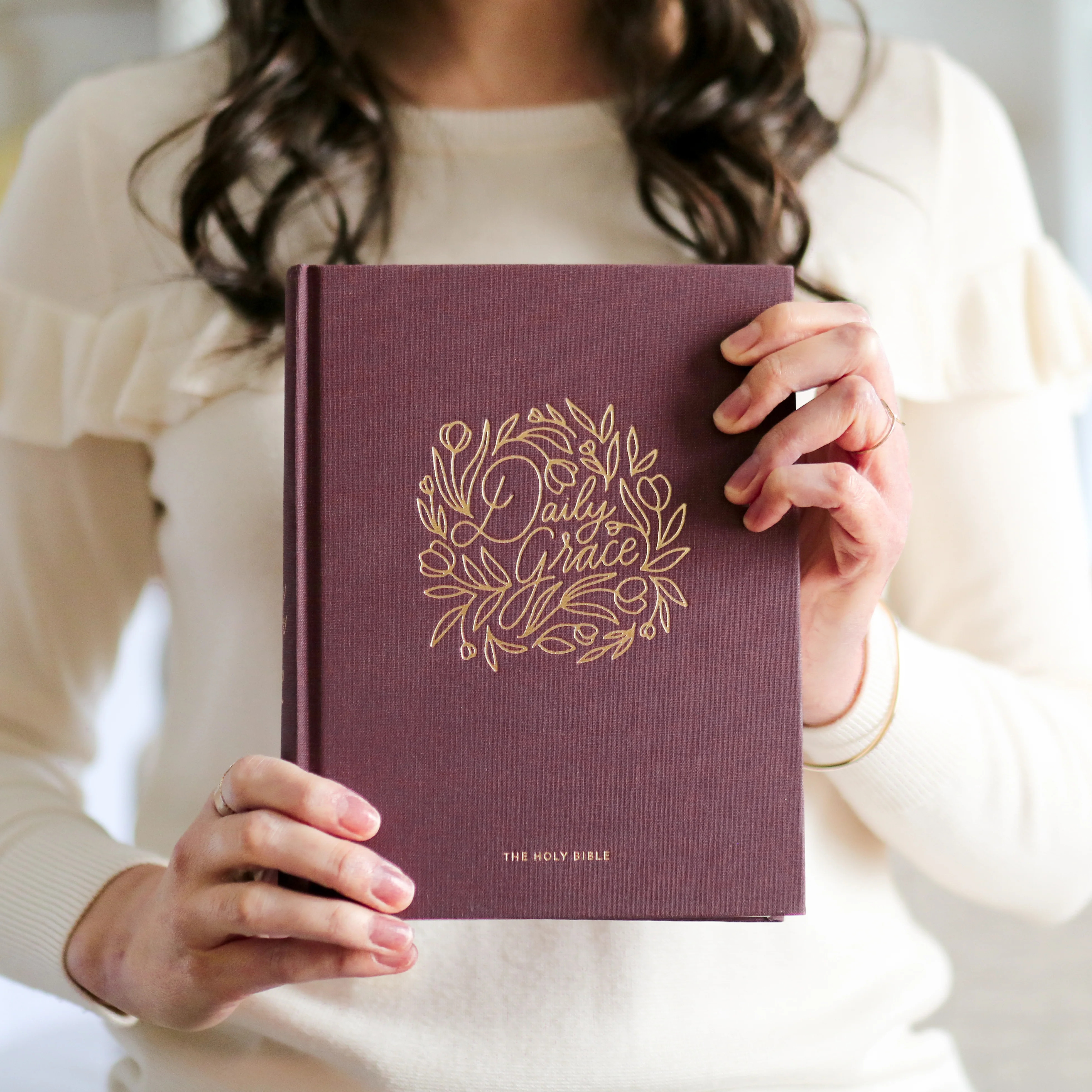 Daily Grace Bible - ESV | The Daily Grace Co.