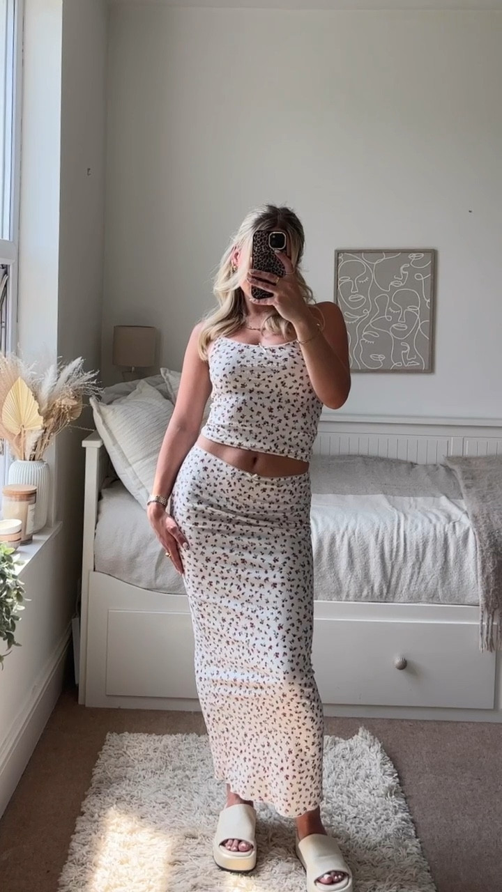 3 cute summer looks from #pull&bear 🍒🪐🦓 

#LTKeurope #LTKstyletip #LTKsummer