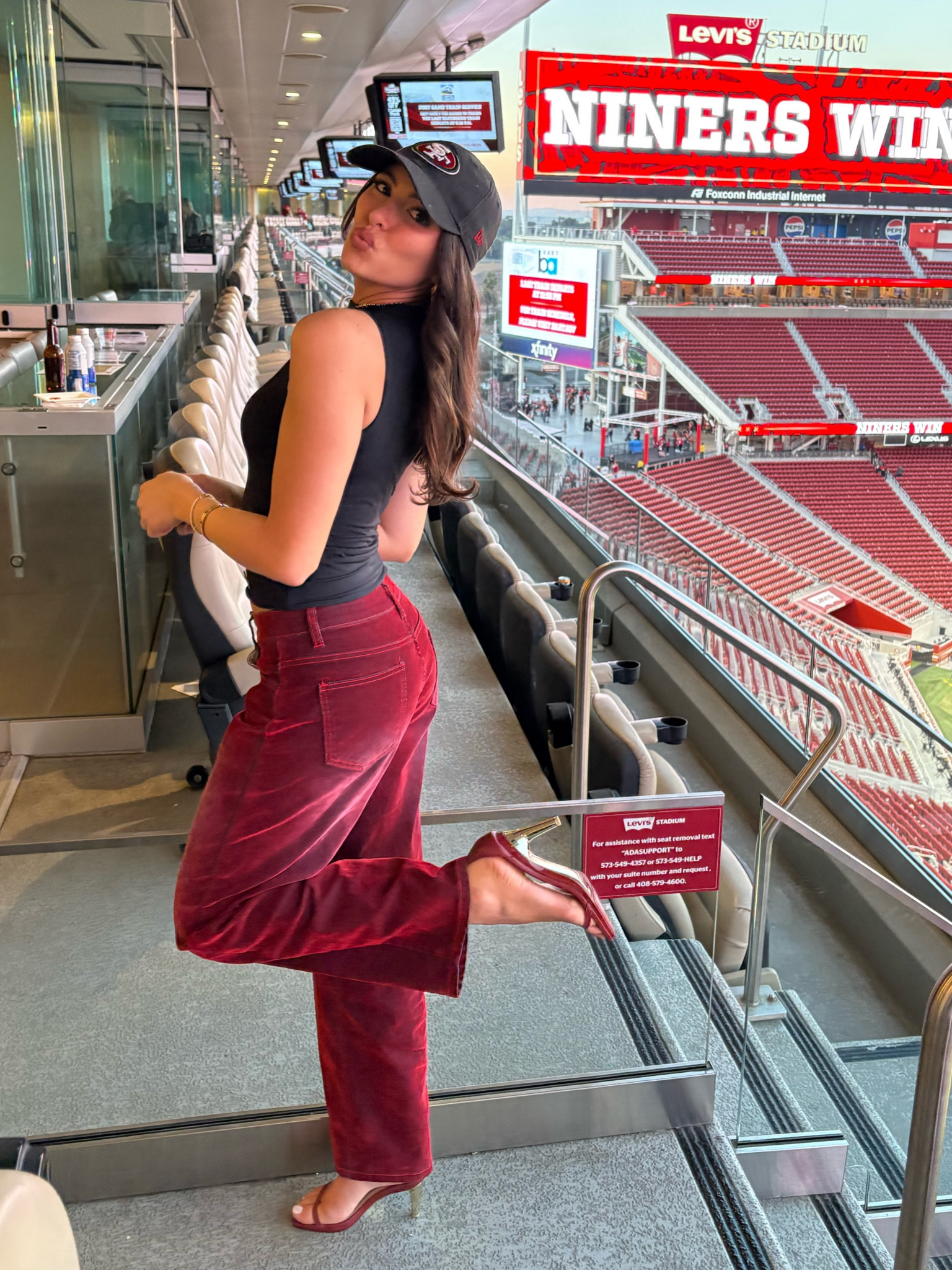 Niners vs. Bears Game 🏈

#LTKFindsUnder50 #LTKSeasonal #LTKHoliday