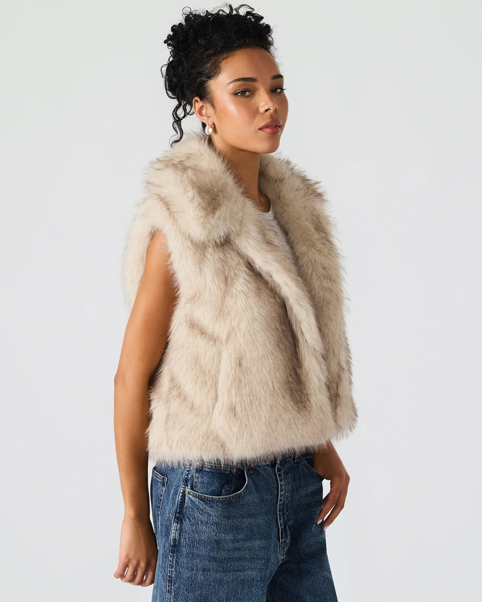 SAFIRA Natural Faux Fur Sleeveless Collared Women's Vest | Steve Madden (US)