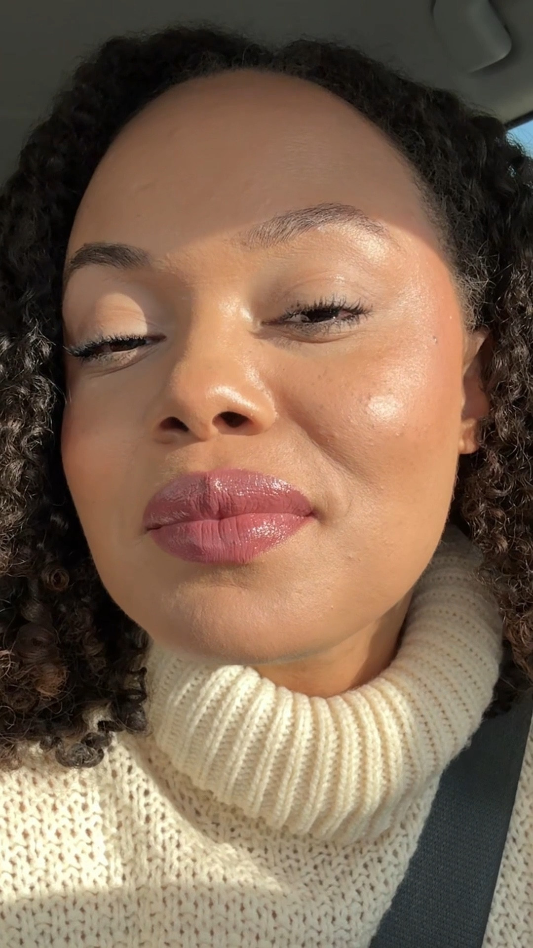 DAY 2! This drugstore combo is a new discovery & I love them together!

Lipstick: @maybelline Lip Crayon in Lead The Way
Lip Oil: @milanicosmetics Lip Oil in Black Cherry Vanilla💋

#JessicasBeautyBlog_ 

#affordablemakeup #beautyonabudget #lipstickoftheday #budgetbeautyfinds 

#LTKBeauty #LTKHoliday #LTKSaleAlert