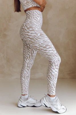 Astoria LUXE BALANCE Full Length Legging - Zebra | astoria activewear