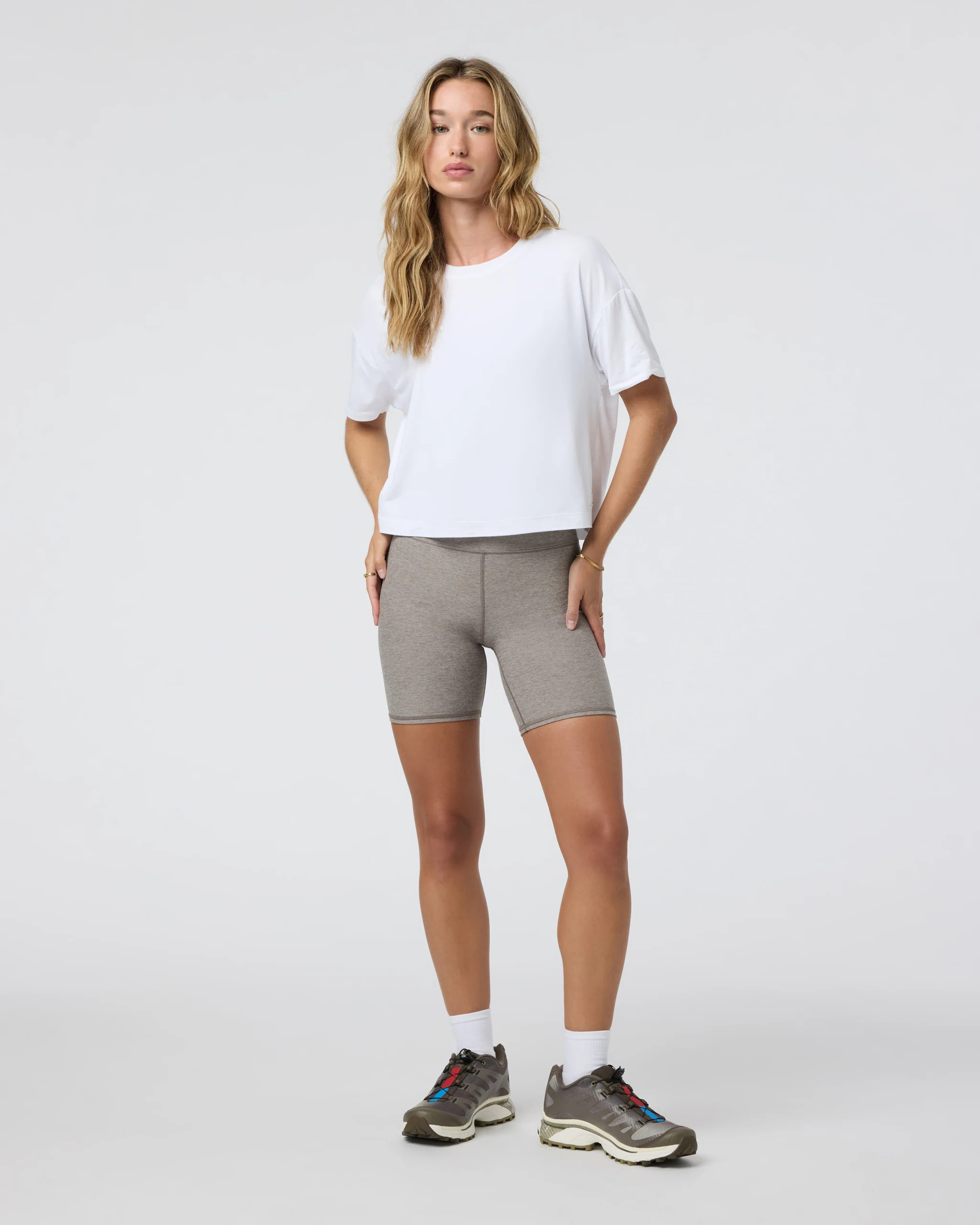 Energy Tee | Women's White Oversized Tee | Vuori | Vuori Clothing (US & Canada)