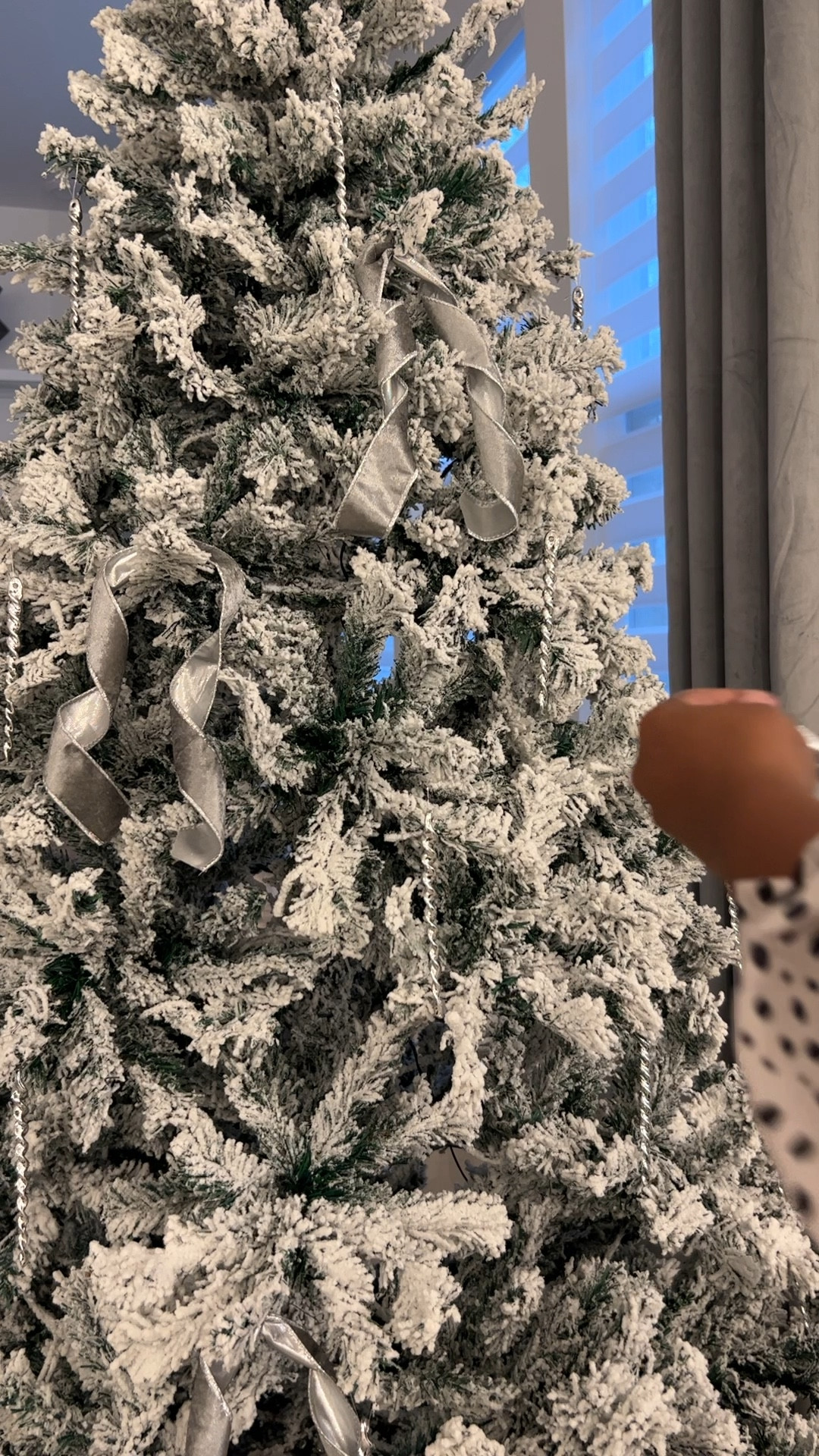 Flocked Prelit Christmas Tree

#LTKhome #LTKSeasonal #LTKHoliday