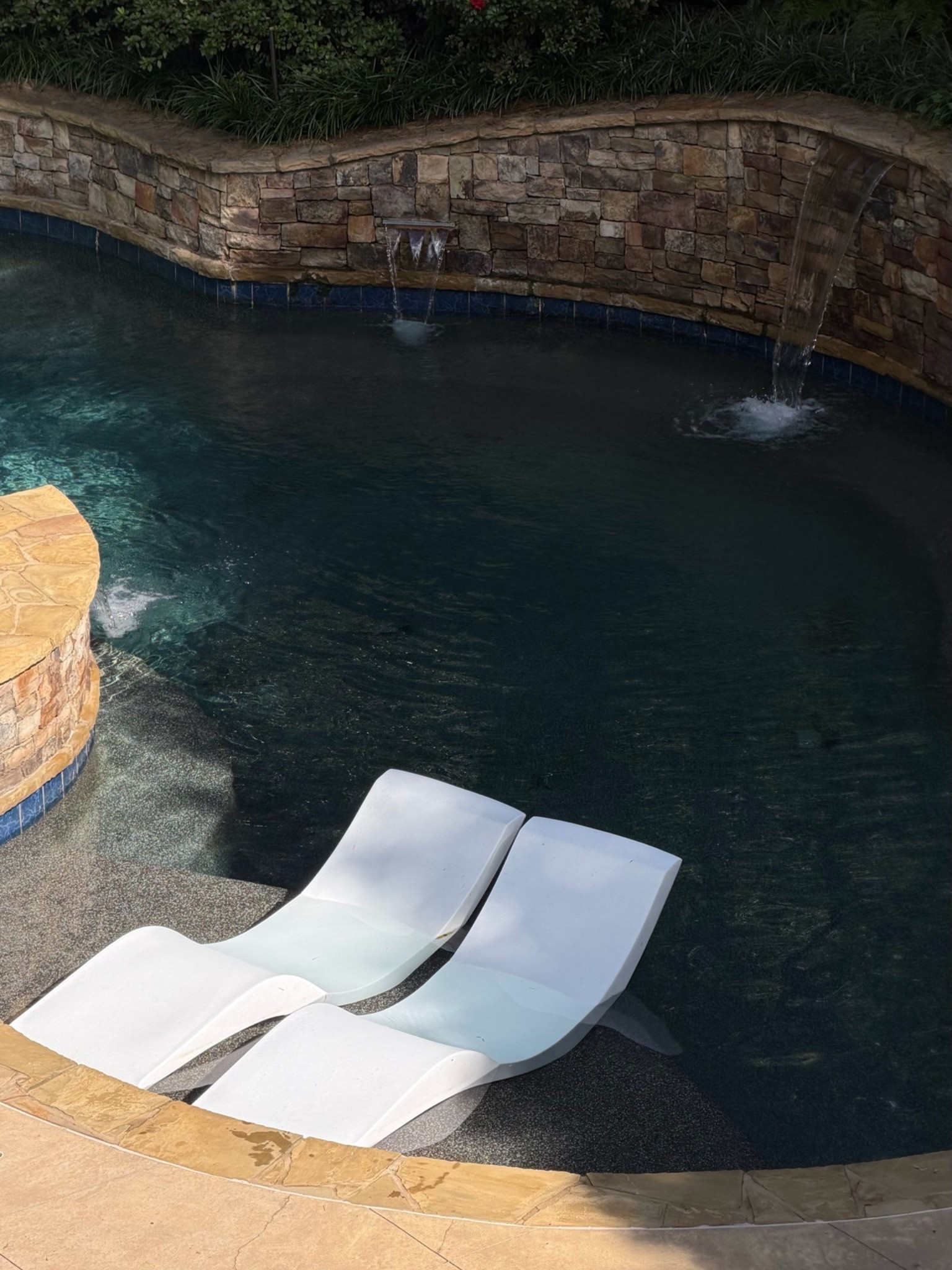 Lounge chairs pool, white pool loungers