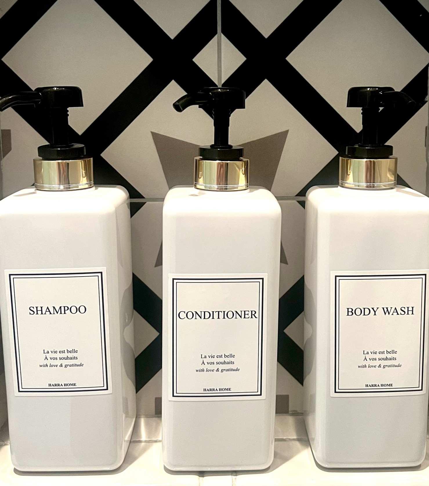 Shampoo & Conditioner Dispensers

#homeorganization #luxelook #hotelstyle #shampoodispenser #shampooconditionerdispensers #dispensers #bottles #refillablebottles #organization #homedecor

HARRA HOME Modern Gold Design Pump Bottle Set 27 oz Refillable Shampoo and Conditioner Dispenser Empty Shower Plastic Bottles with Pump for Bathroom Lotion Body wash Massage Oils, Pack of 3 (Black)

#LTKstyletip #LTKhome #LTKFind