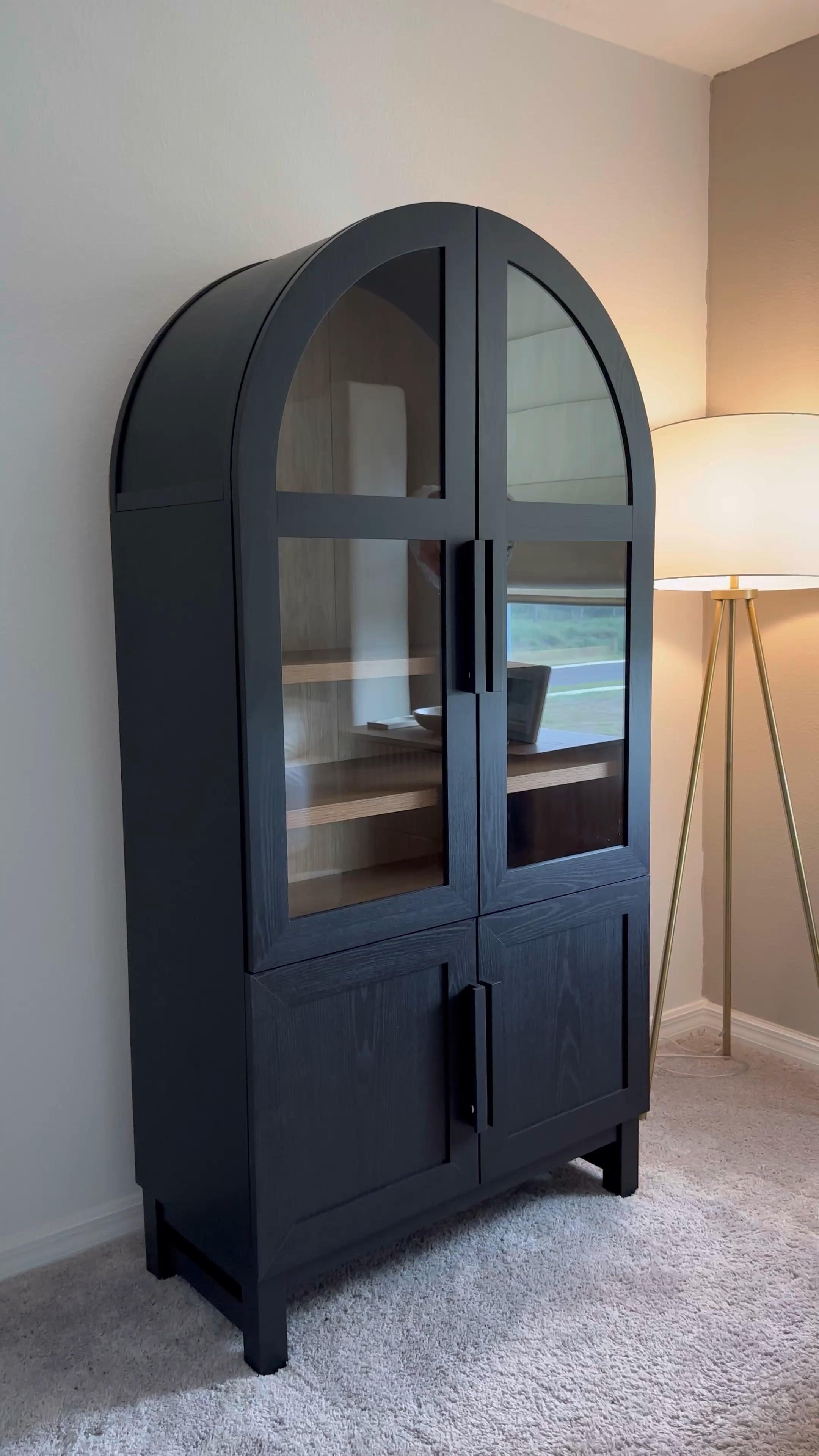 High sell out risk 🚨 on this beautiful Walmart arched cabinet‼️


Walmart viral cabinet
Arched cabinet
Walmart furniture 
Affordable home decor
Restoration hardware look for less
Luxe for less
Arched cabinet 
Black accent cabinet 
Organic modern dining room
Better homes and garden 
@walmart 


#LTKSaleAlert #LTKVideo #LTKHome