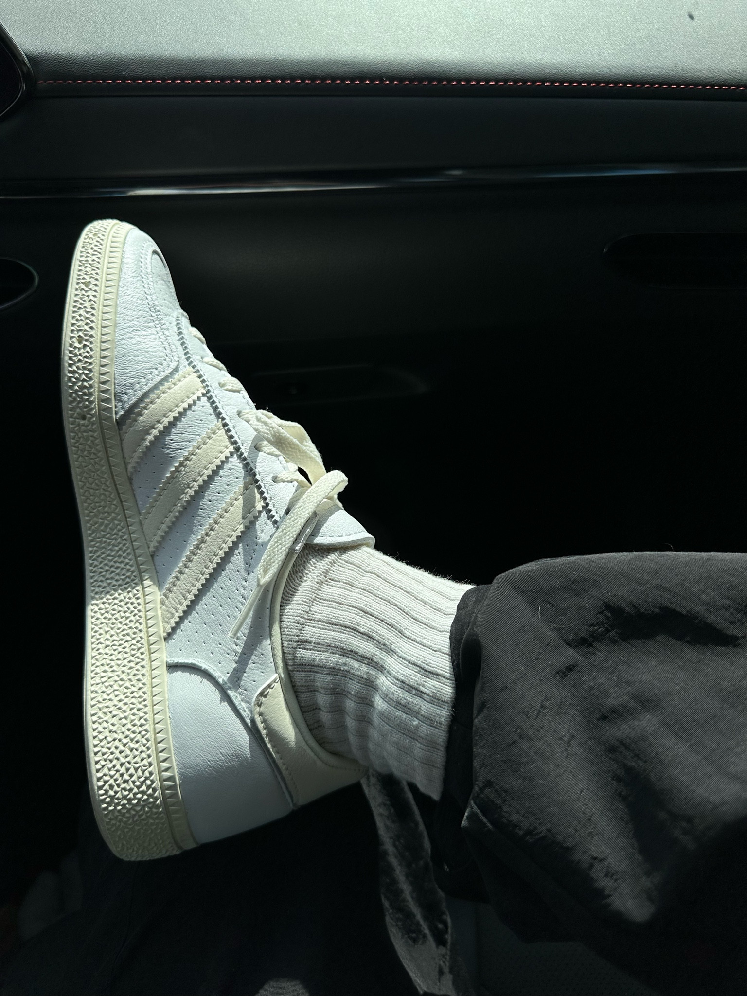 Perfect white sneaker for fall!!! 

#LTKshoecrush #LTKstyletip