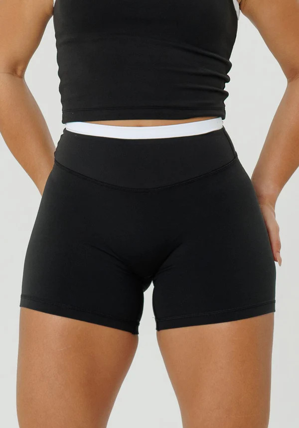 Reluna Double-Layer High-Rise Sculptseam® Plus Short 5" Black | Paragon Fitwear