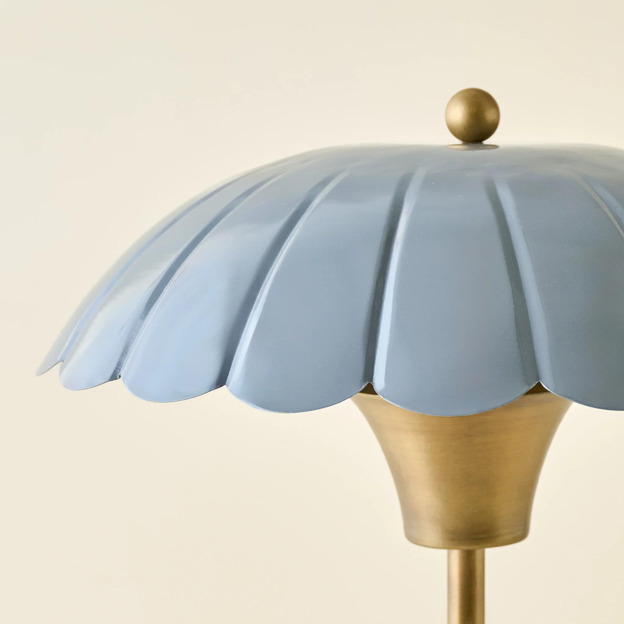Carolyn Enamel Table Lamp | Magnolia