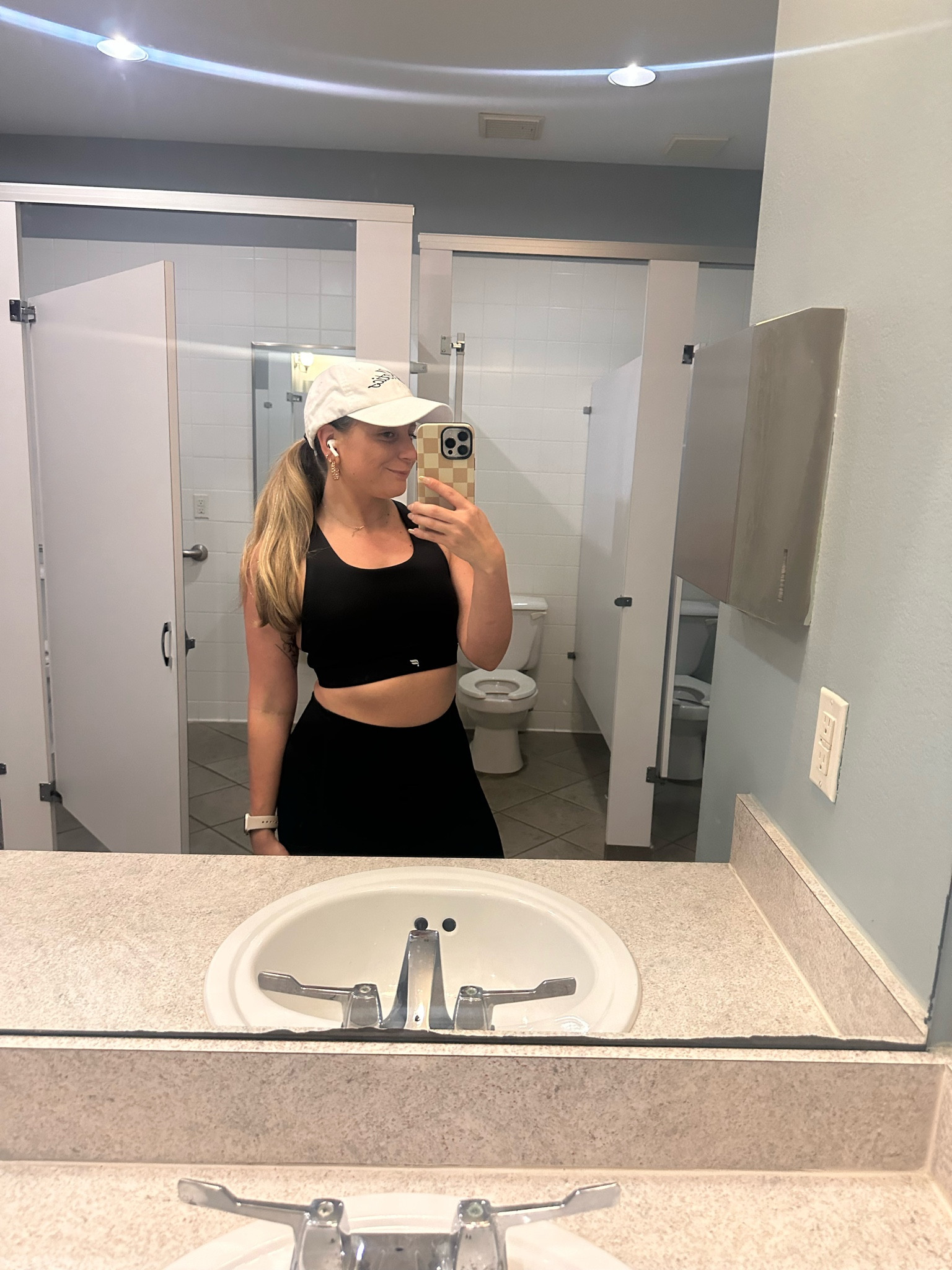 You know it’s gonna be a good workout with a new matching set! 

#LTKfindsunder100 #LTKfitness #LTKstyletip