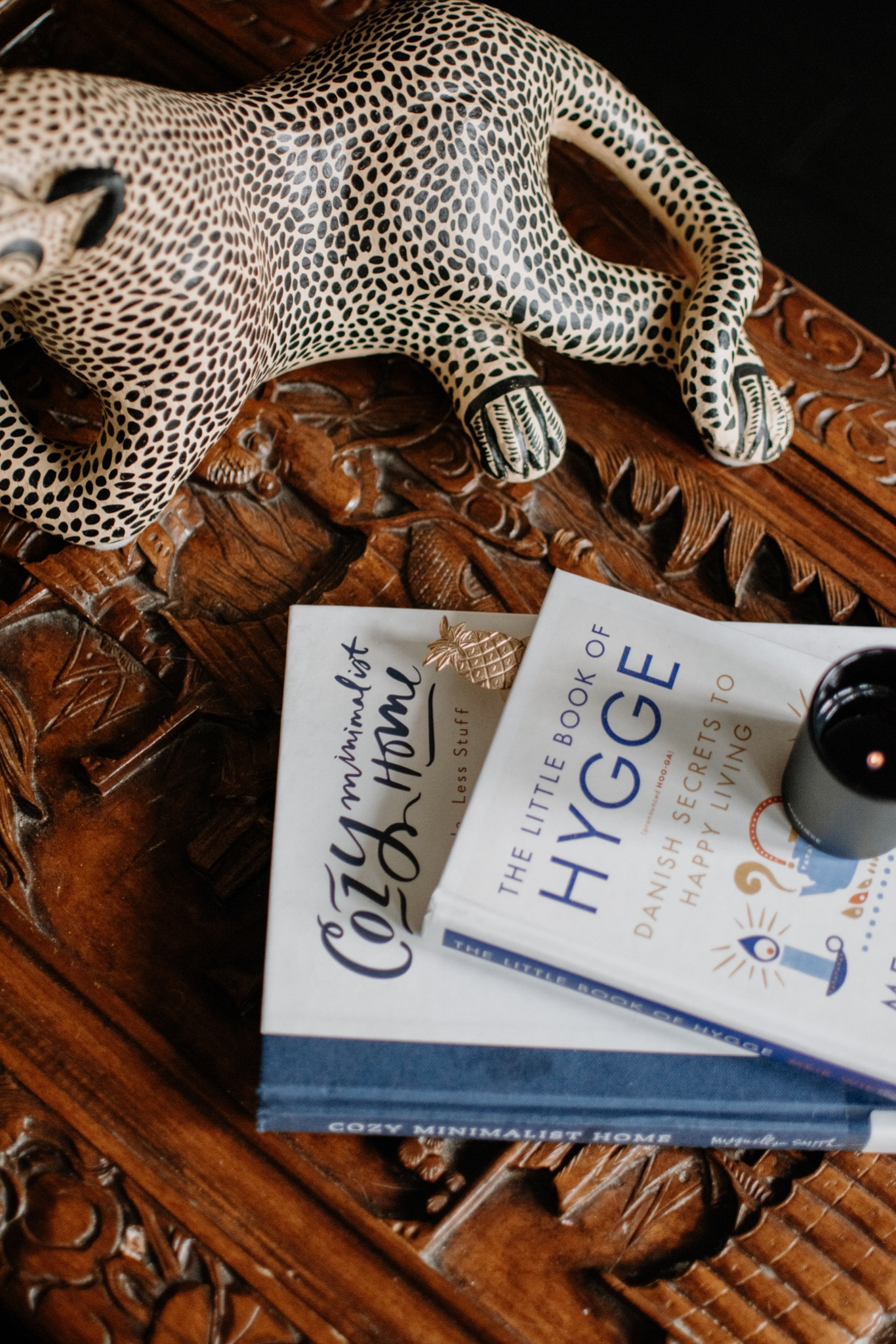 Cozy reads (that I’m saving for next week because this week has been 😵‍💫…and it’s Tuesday. It IS Tuesday, right?!)





#LTKunder50 #LTKhome