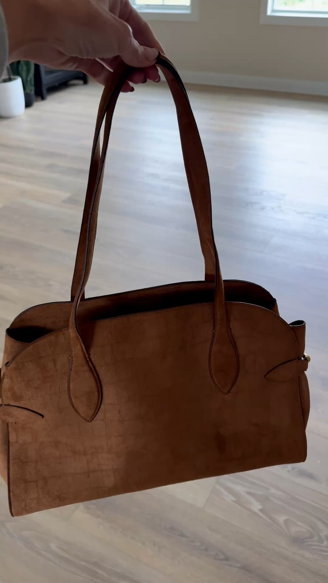 Perfect satchel for fall!