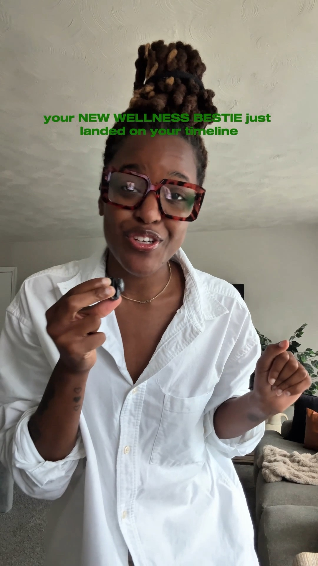 Sometimes it’s not about buying more - it’s about investing in the things that actually make your life easier, calmer, and healthier. Let’s get into these Amazon wellness buys that are worth your money (all under $50!)

These are my daily go-tos:

1. Ergonomic Pillow (~$40)
2. Massage Gun (~$50)
3. Blue Light Glasses ($5-$25)
4. Brümate Cup (~$45)
5. Smart Scale (~$20):l

#yournewwellnessbestie

#LTKFindsUnder50 #LTKBeauty #LTKSaleAlert